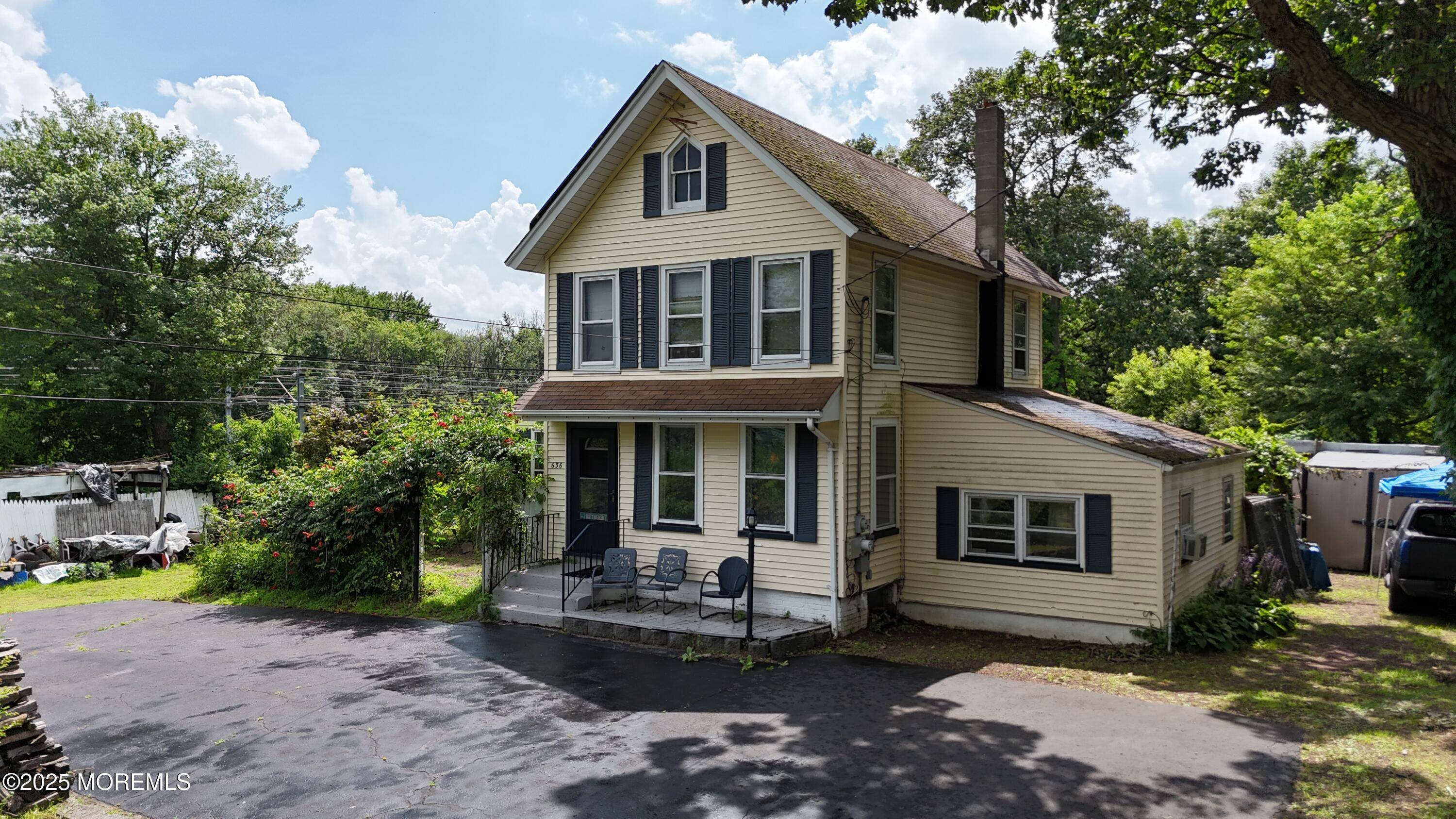 Hazlet, NJ 07730,636 Holmdel Road