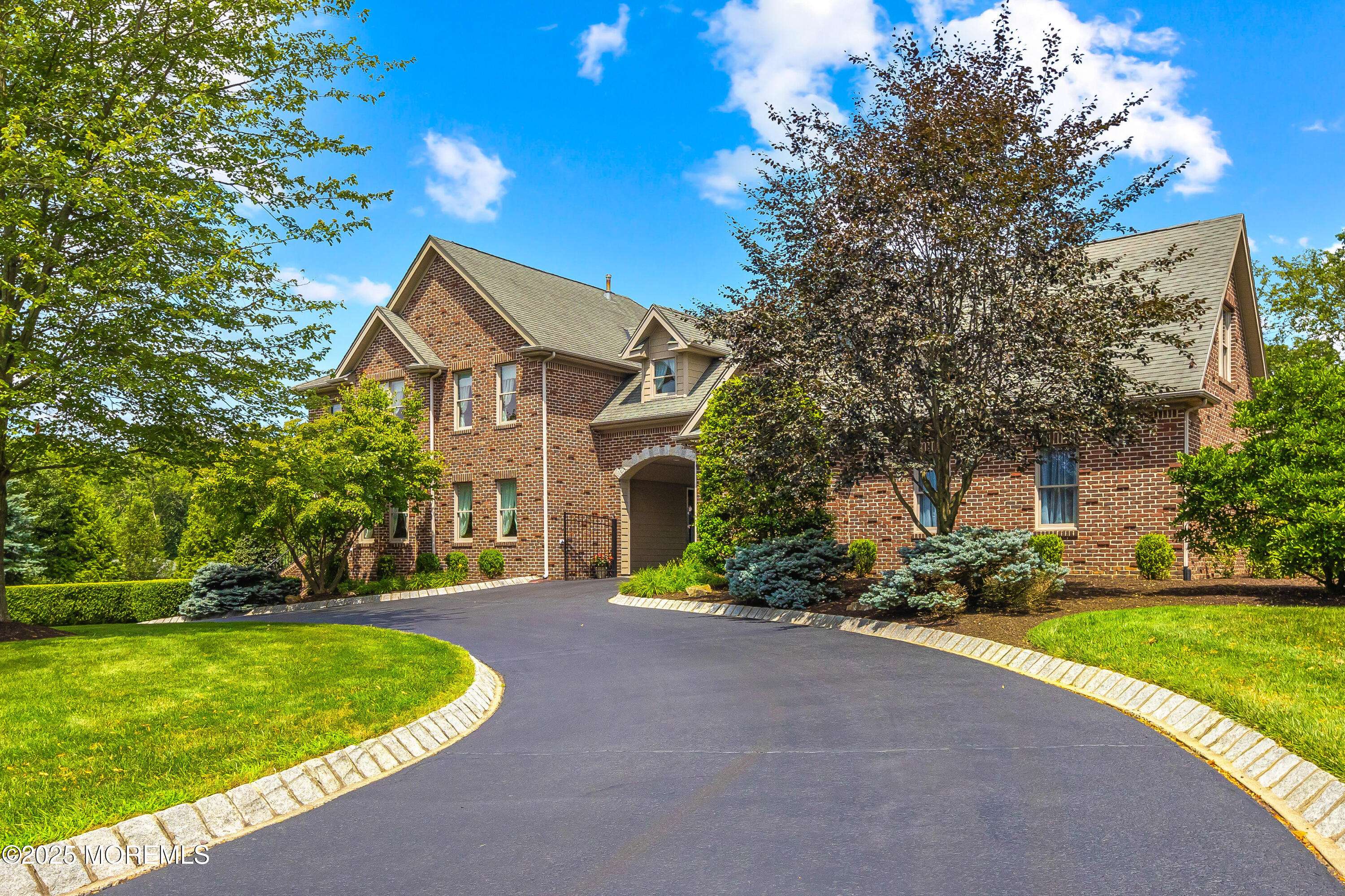 Millstone, NJ 08535,8 Pittenger Court