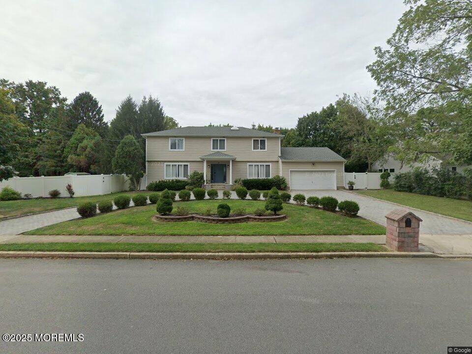 Eatontown, NJ 07724,16 Redfern Road
