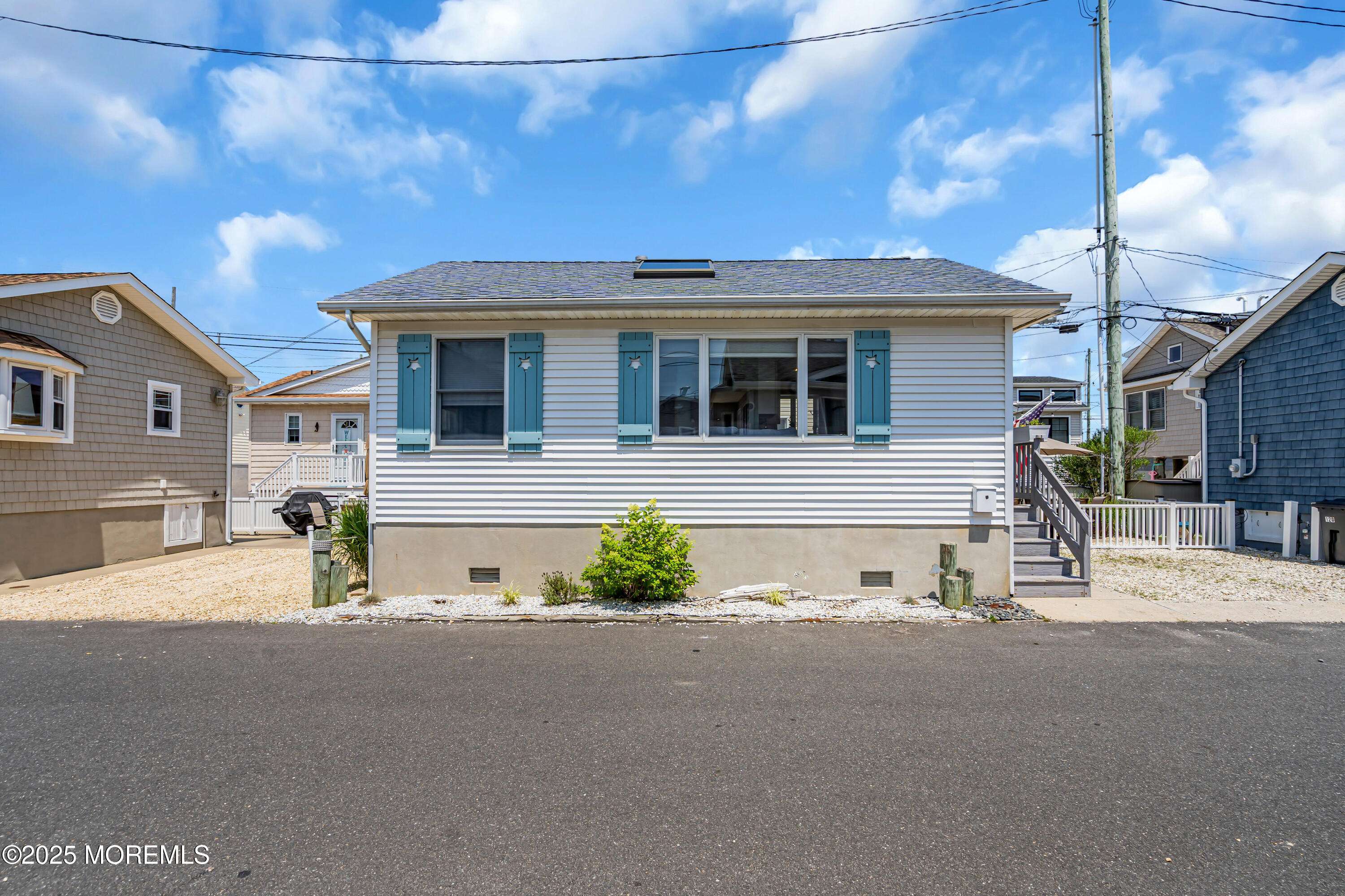 Lavallette, NJ 08735,120 W Chadwick Way