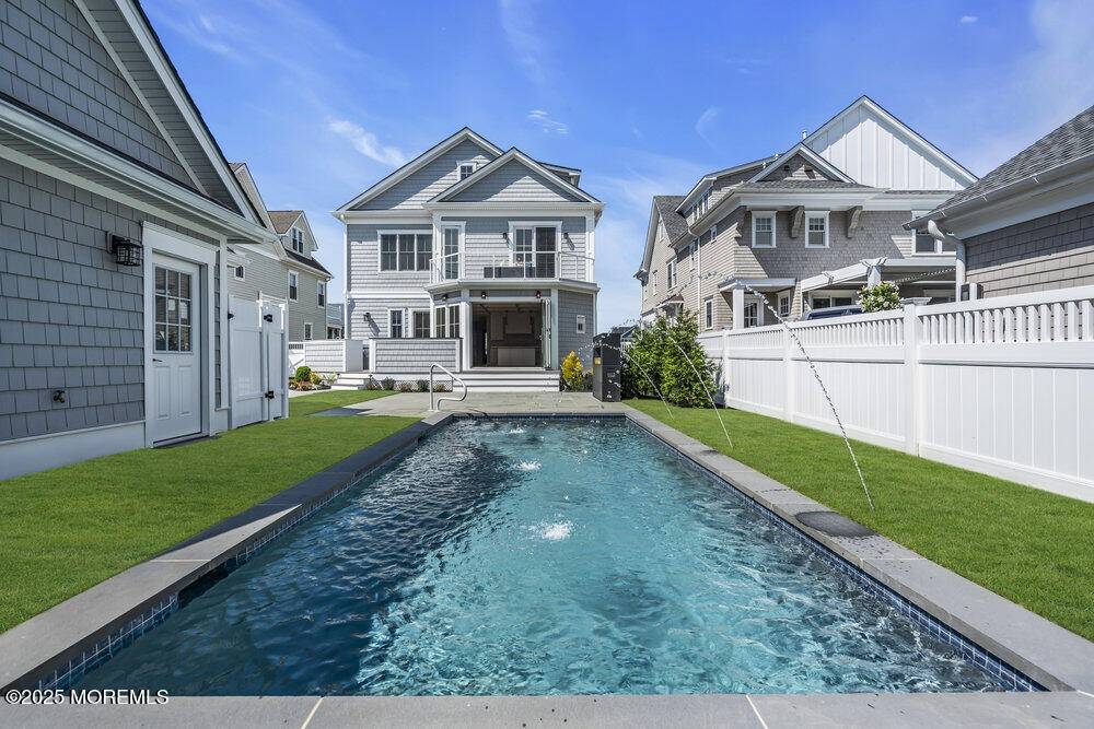 Spring Lake, NJ 07762,11 Union Avenue