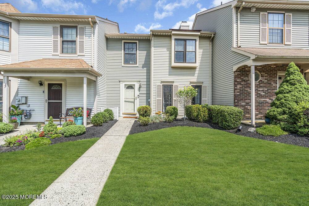 Robbinsville, NJ 08691,38 Devon Court