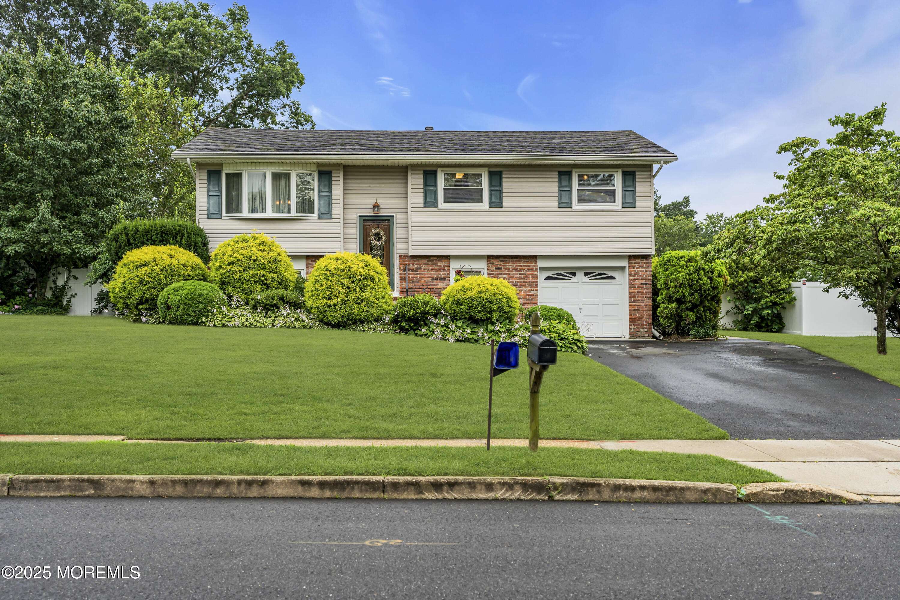Toms River, NJ 08753,545 Duchess Court