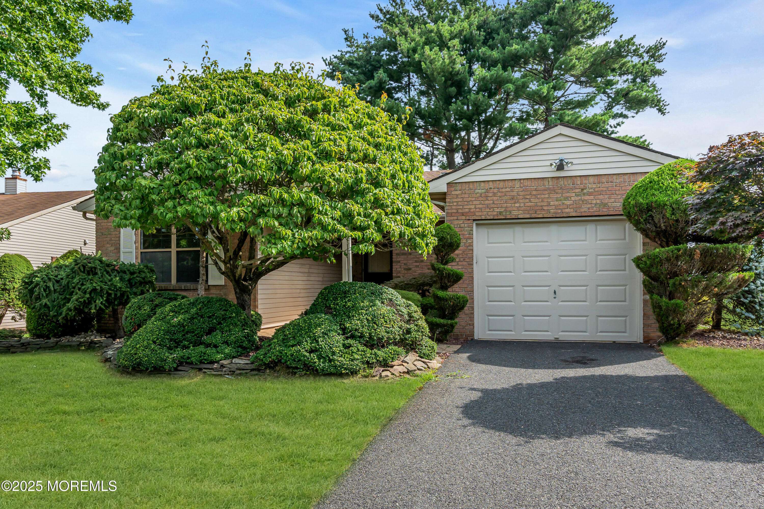 Marlboro, NJ 07746,47 Lakeview Drive