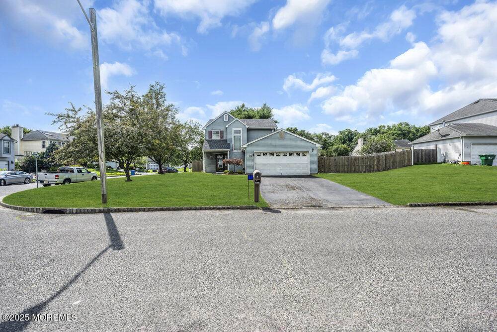 Howell, NJ 07731,9 Cattail Drive