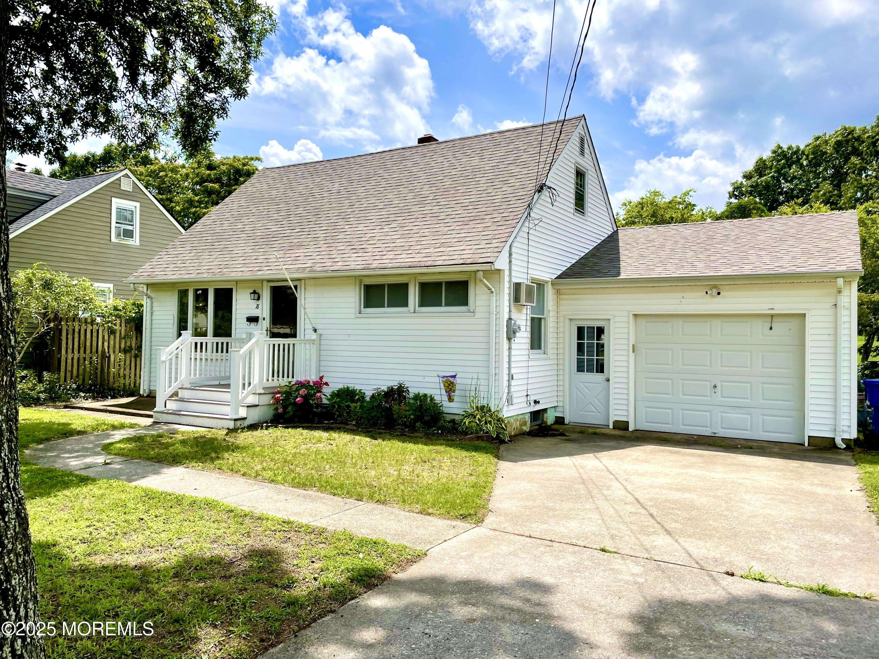 Toms River, NJ 08753,18 Point O Woods Drive