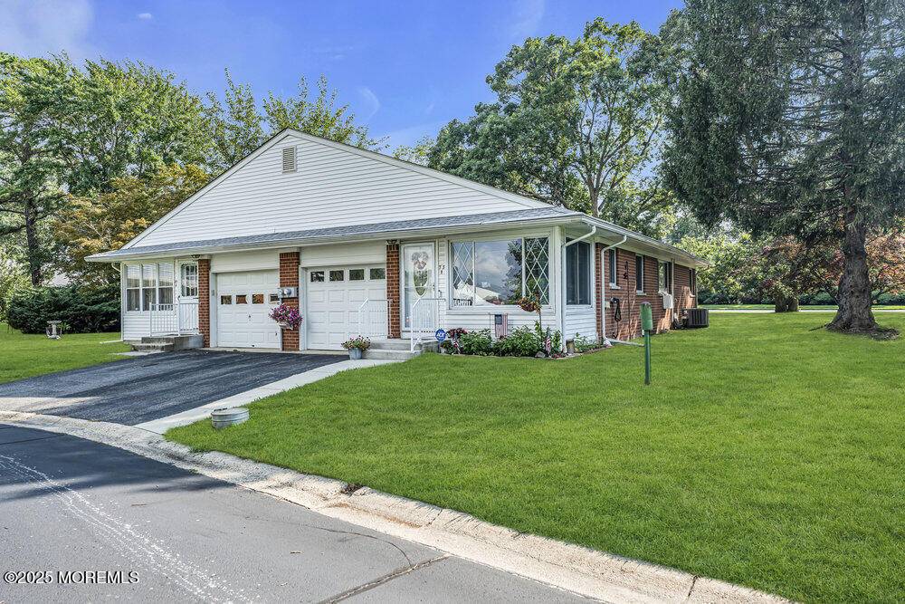 Whiting, NJ 08759,73 Bellhaven Court