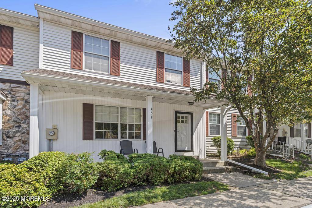 Lakewood, NJ 08701,431 Rose Court
