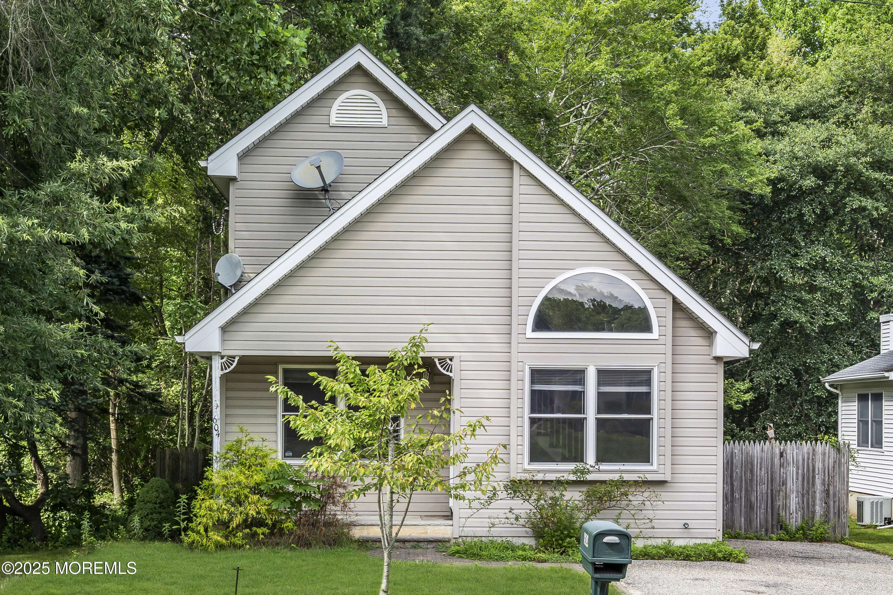 Barnegat, NJ 08005,604 E Bay Avenue
