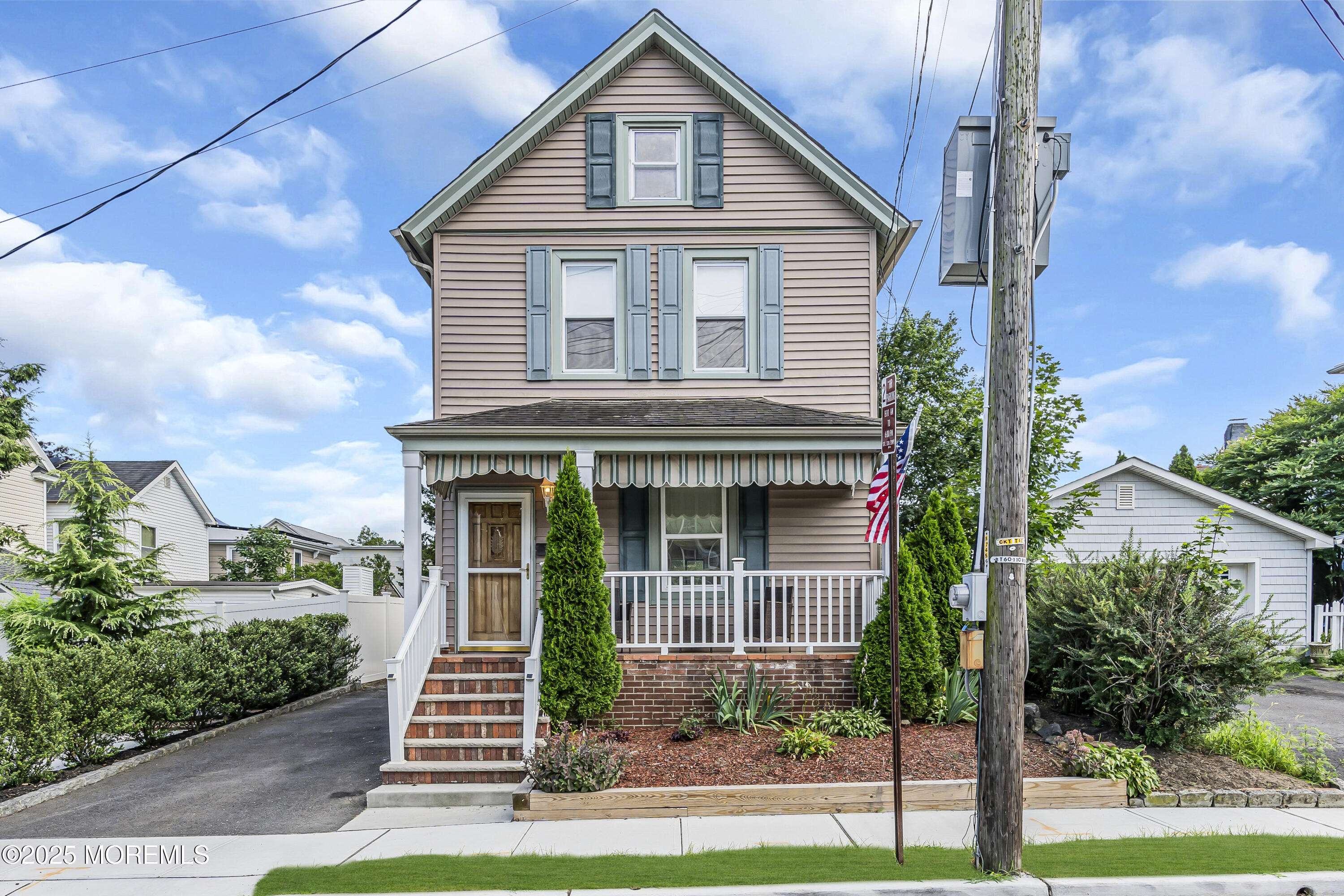 Red Bank, NJ 07701,96 Mechanic Street