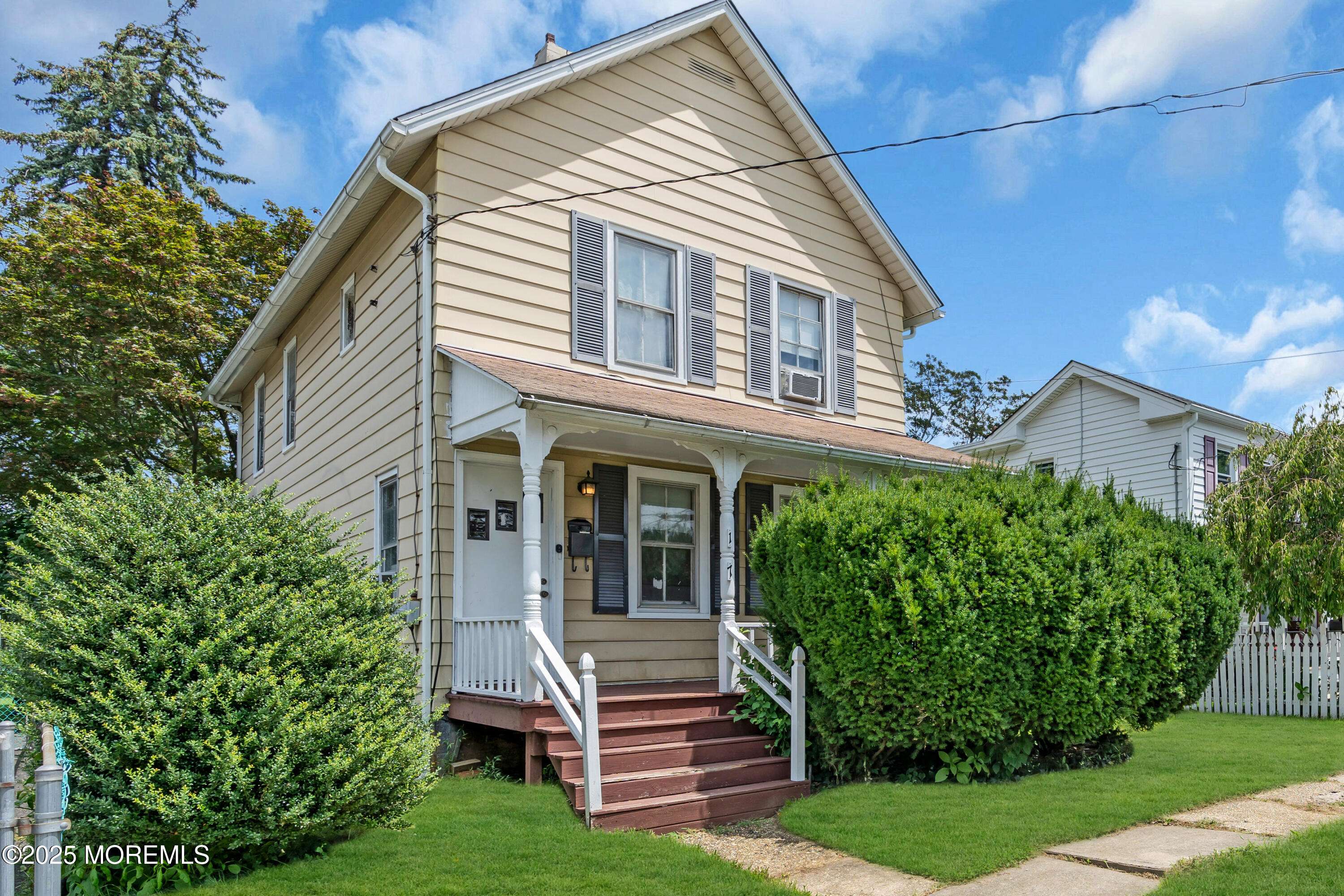 Freehold, NJ 07728,17 Henry Street