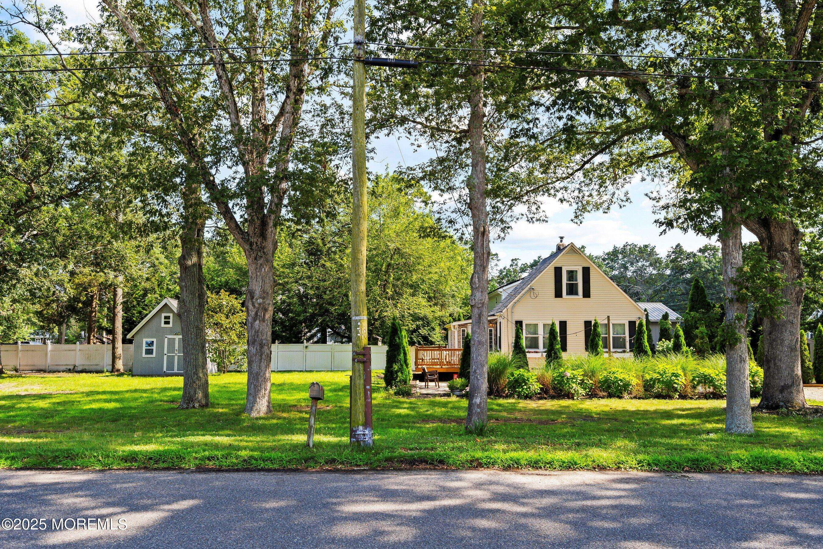 Bayville, NJ 08721,293 Brick Avenue