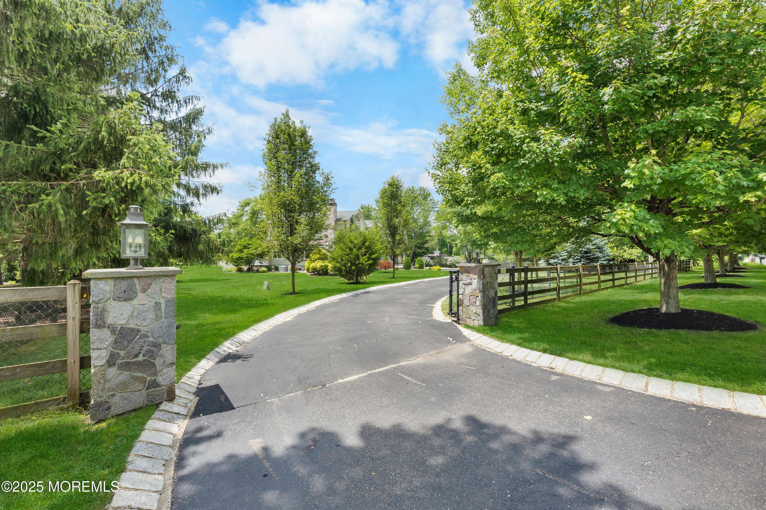 Millstone, NJ 08535,13 Indian Path