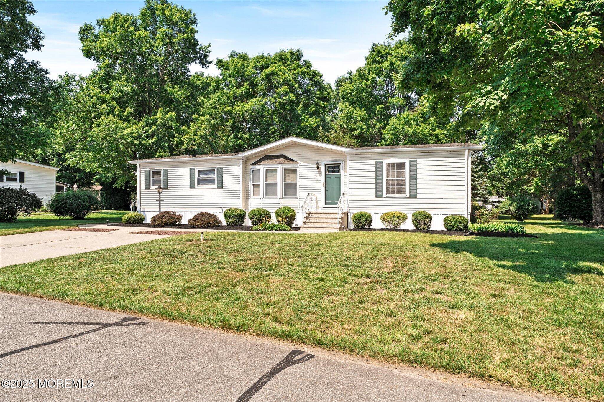 Plumsted, NJ 08533,3 Copperfield Drive
