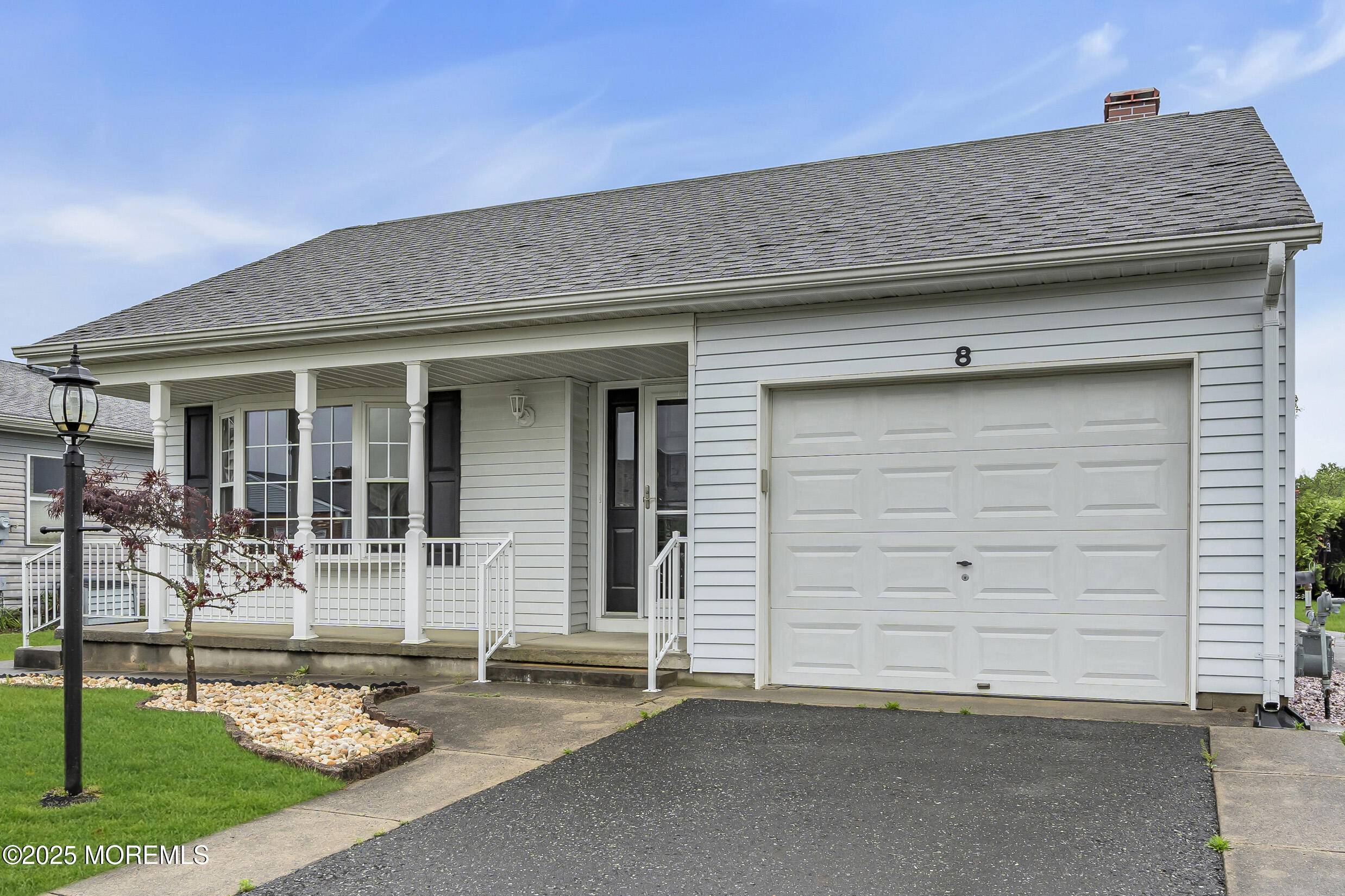 Toms River, NJ 08757,8 Thronbury Court