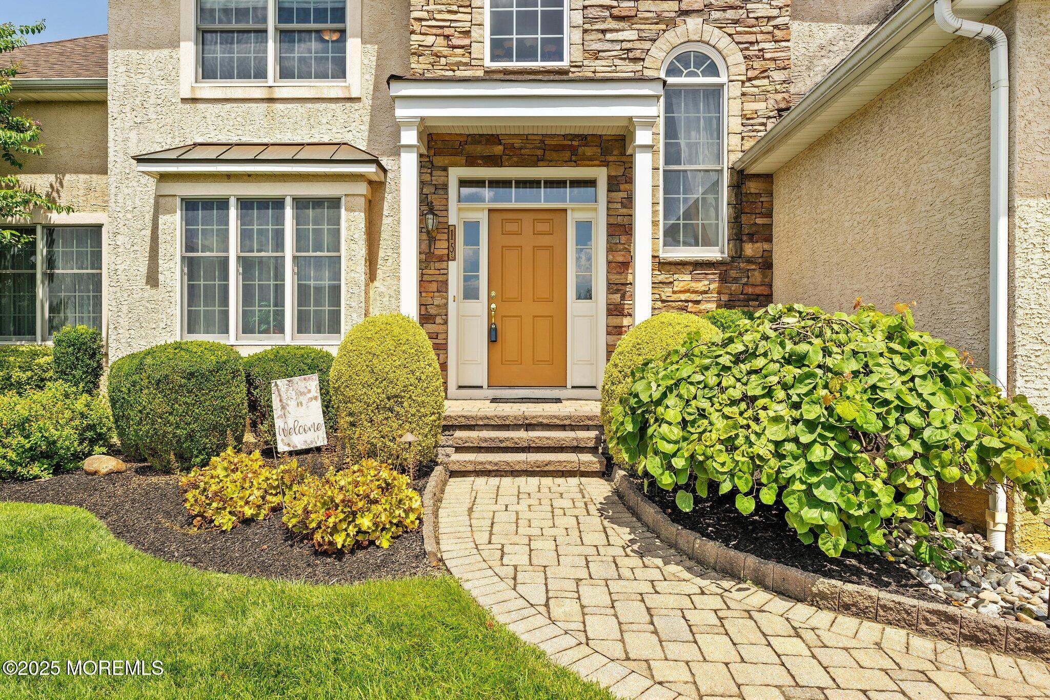 Columbus, NJ 08022,15 Heather Court