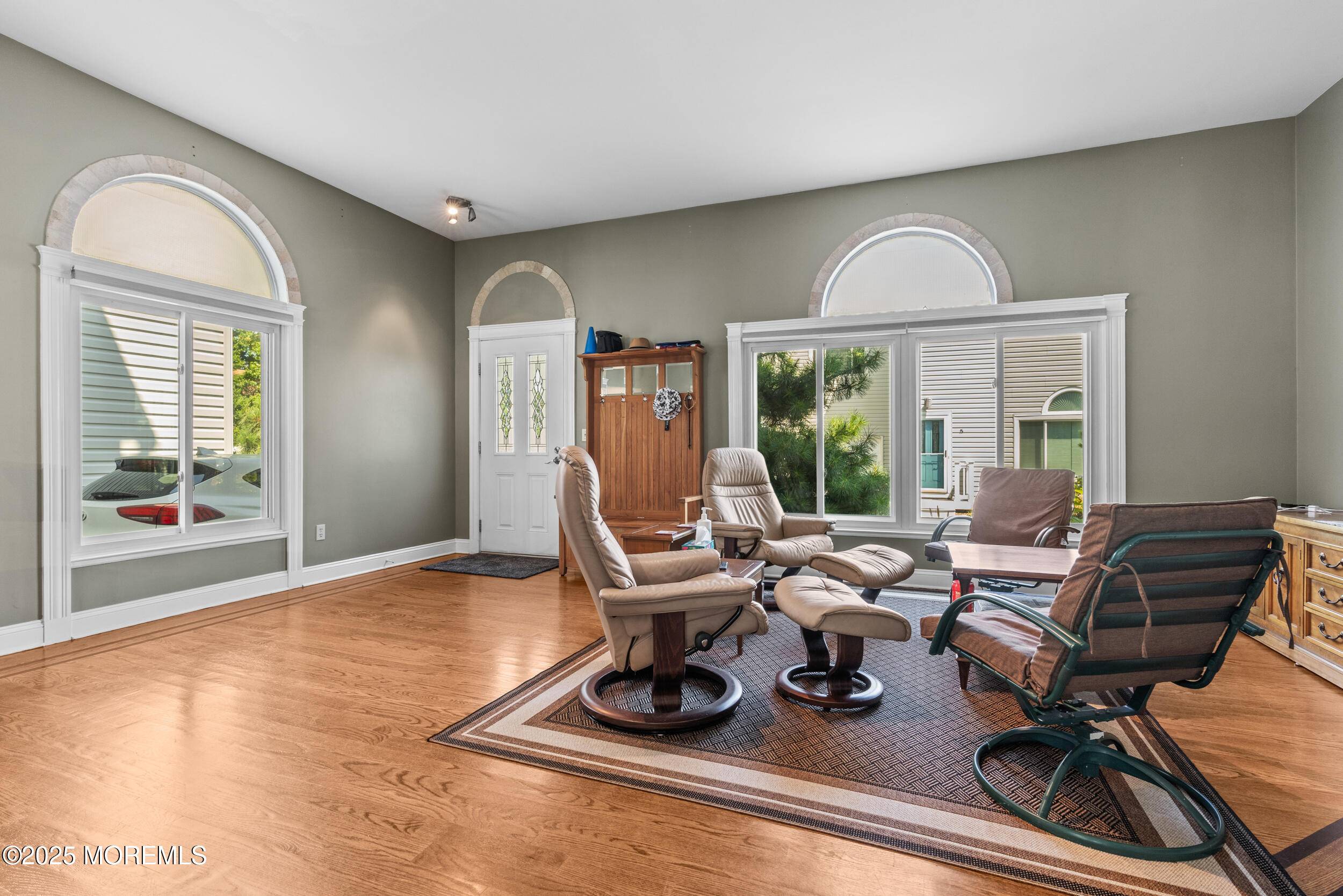 Long Branch, NJ 07740,450 Ocean Boulevard #8