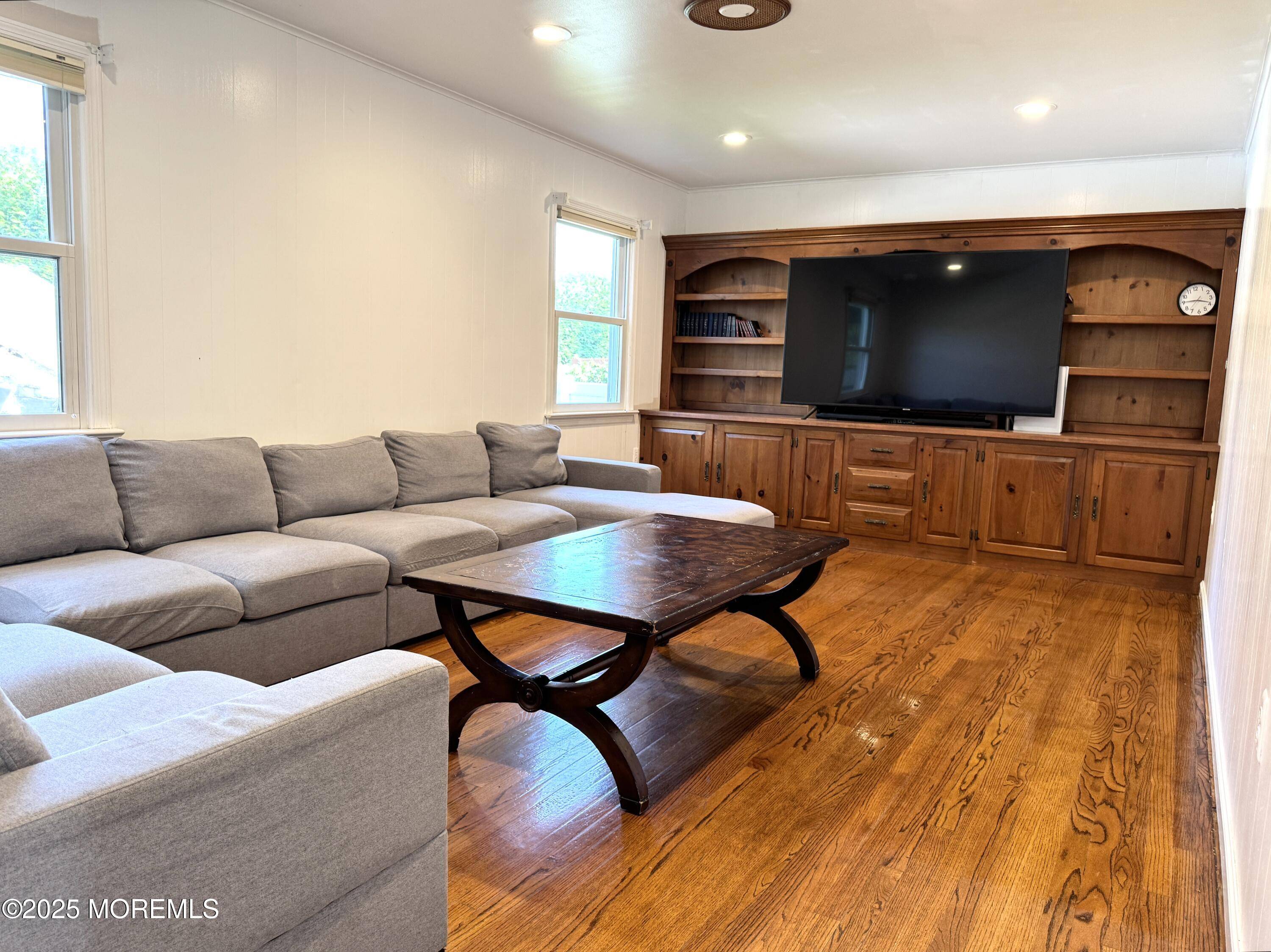 West Long Branch, NJ 07764,28 Ridge Road