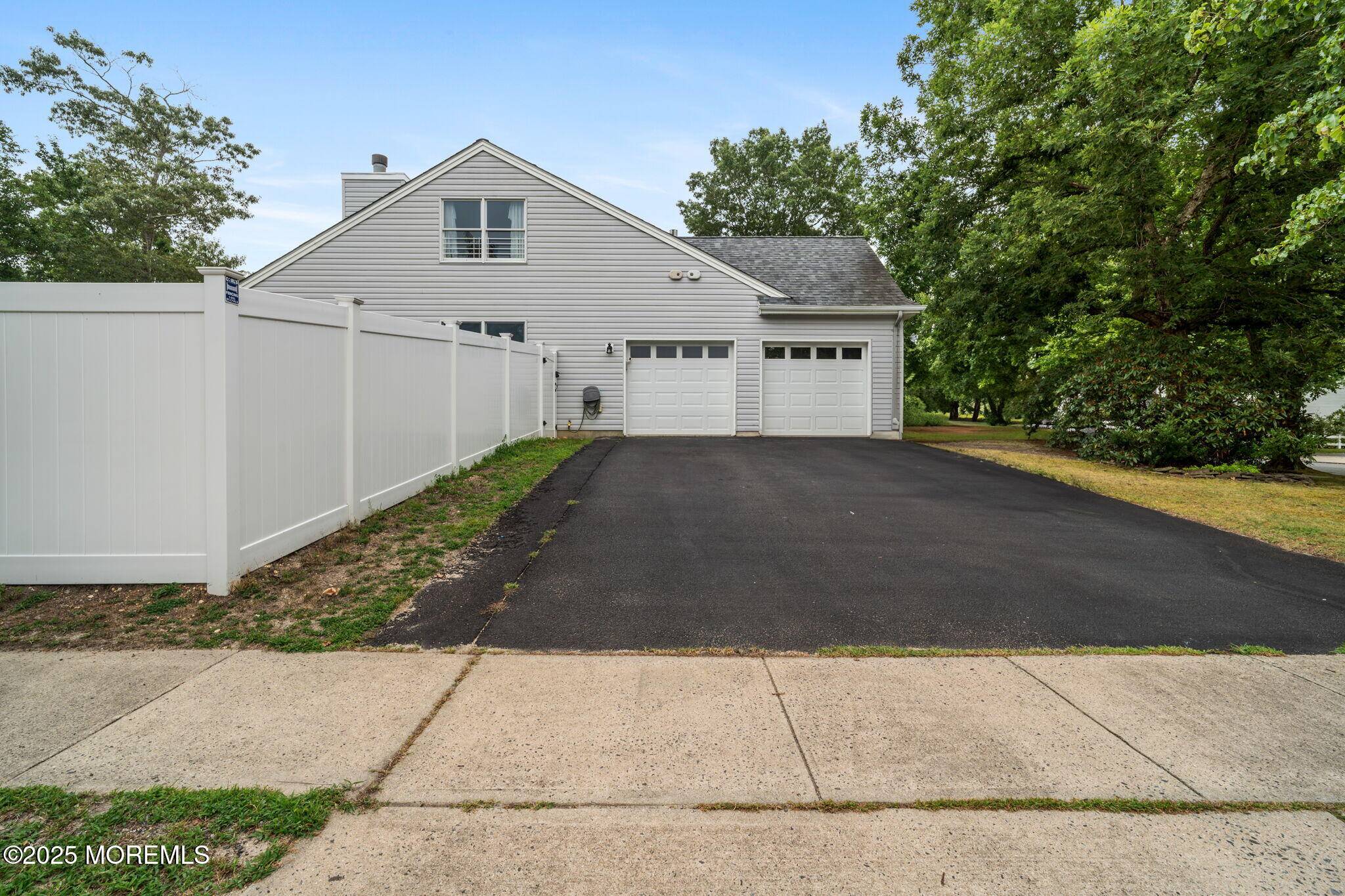 Stafford, NJ 08050,217 Lazy Oak Lane