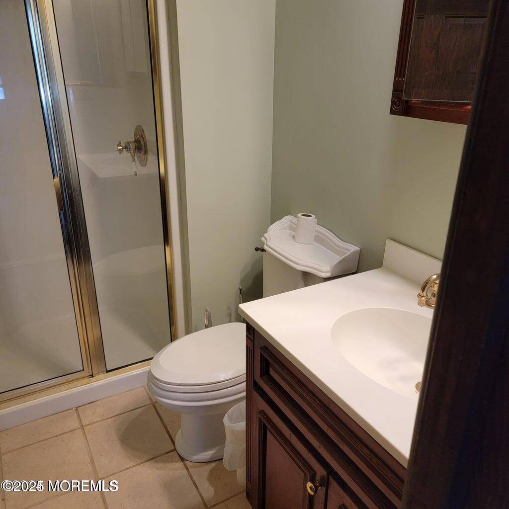 Belmar, NJ 07719,2002 Ocean Avenue #REAR 1 BED APT
