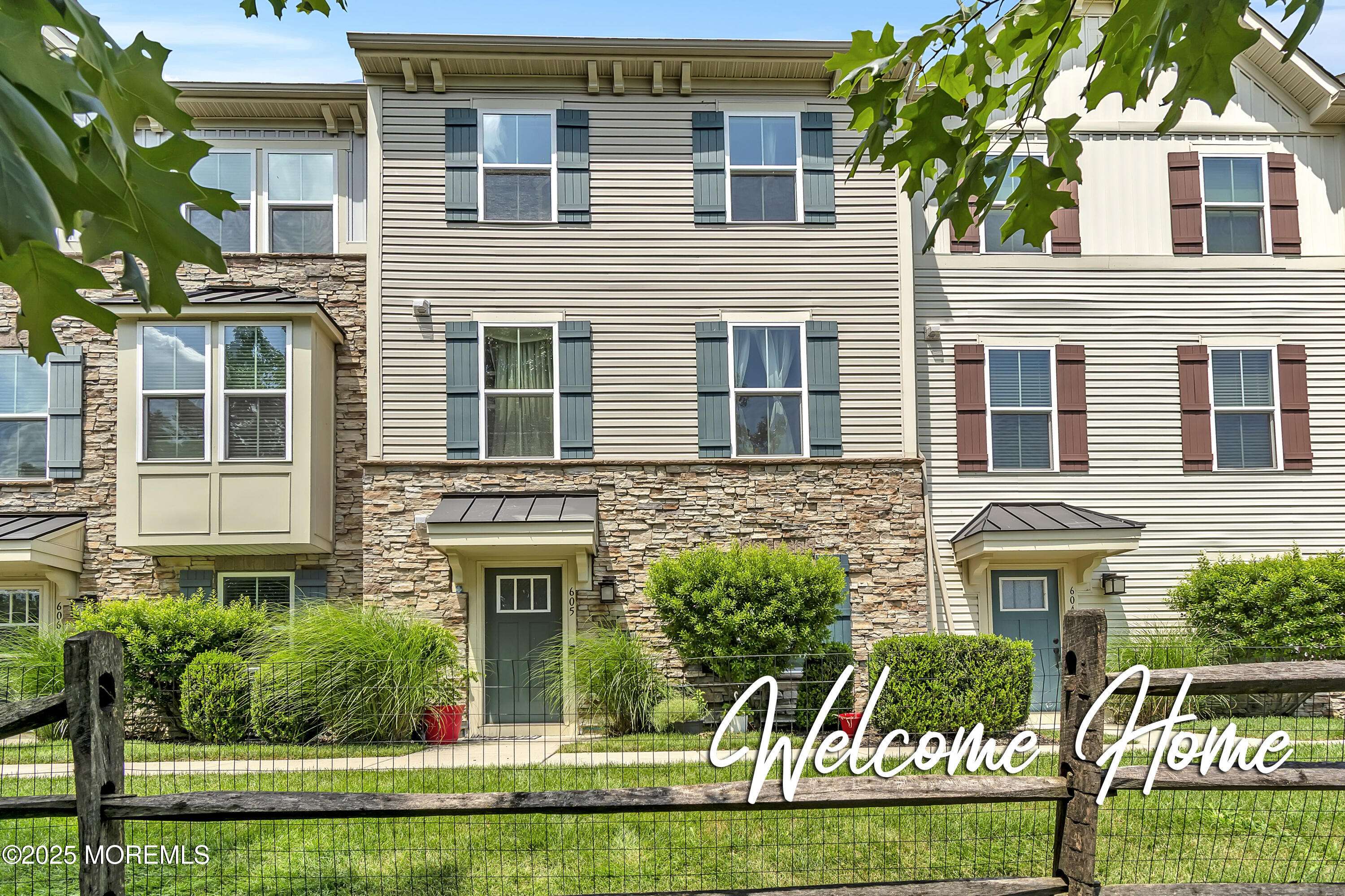 South Amboy, NJ 08878,605 Bayside Court #605