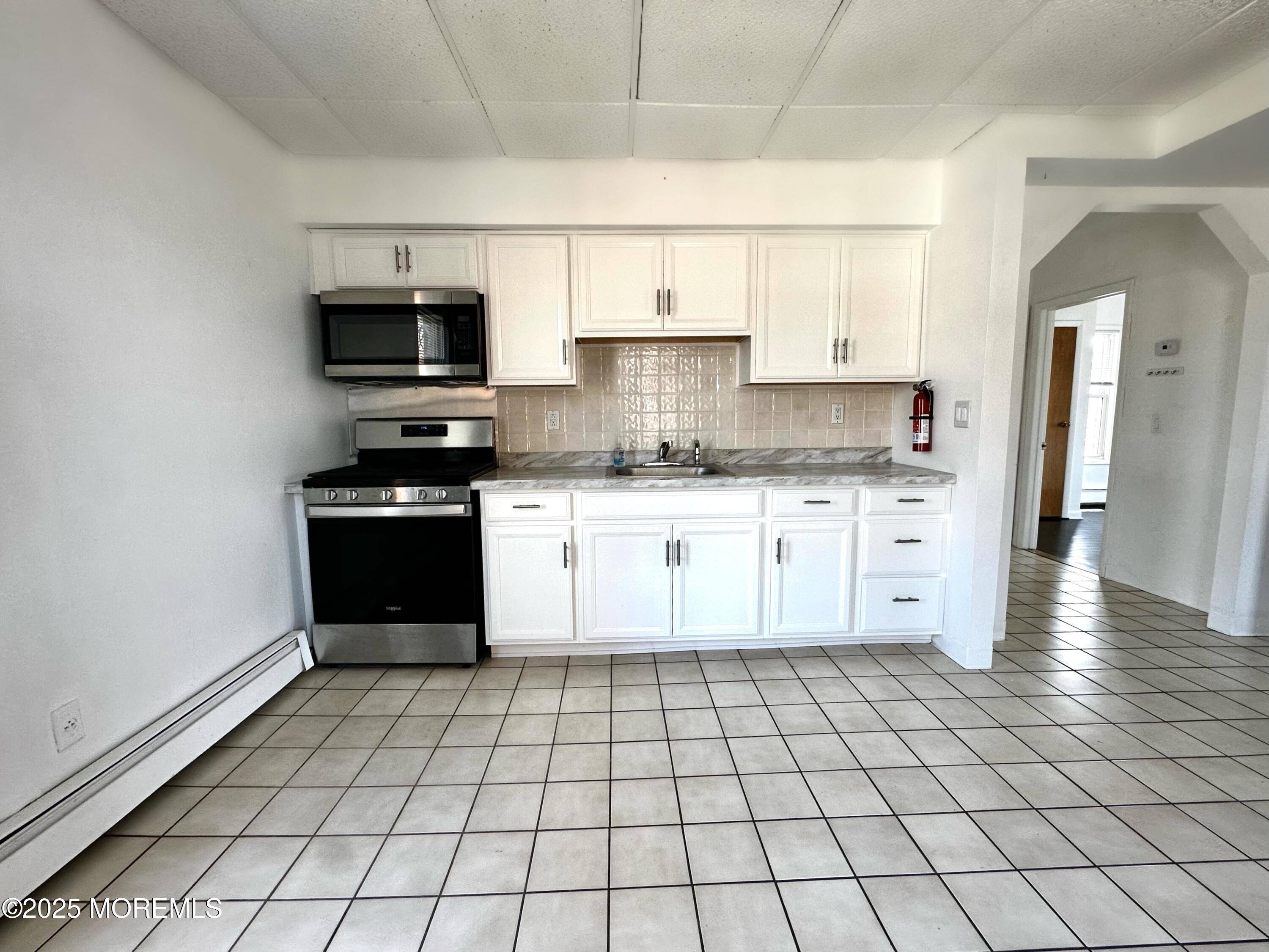 Keyport, NJ 07735,57 Osborn Street #2