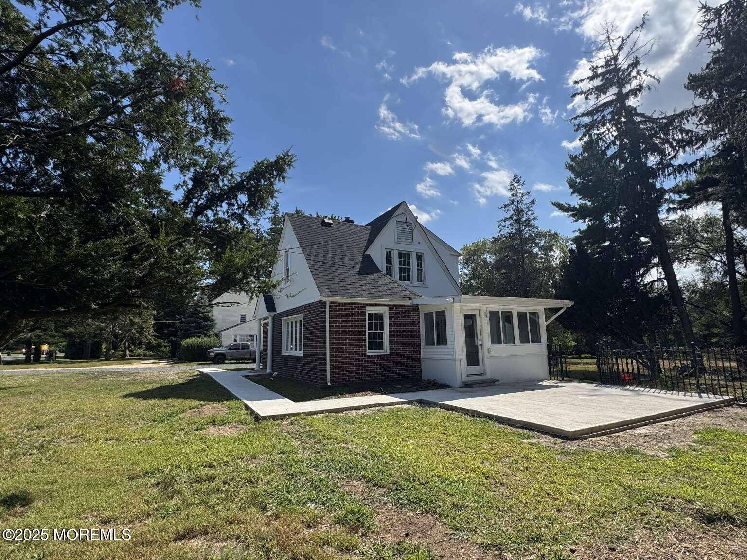 Holmdel, NJ 07733,118 State Route 34