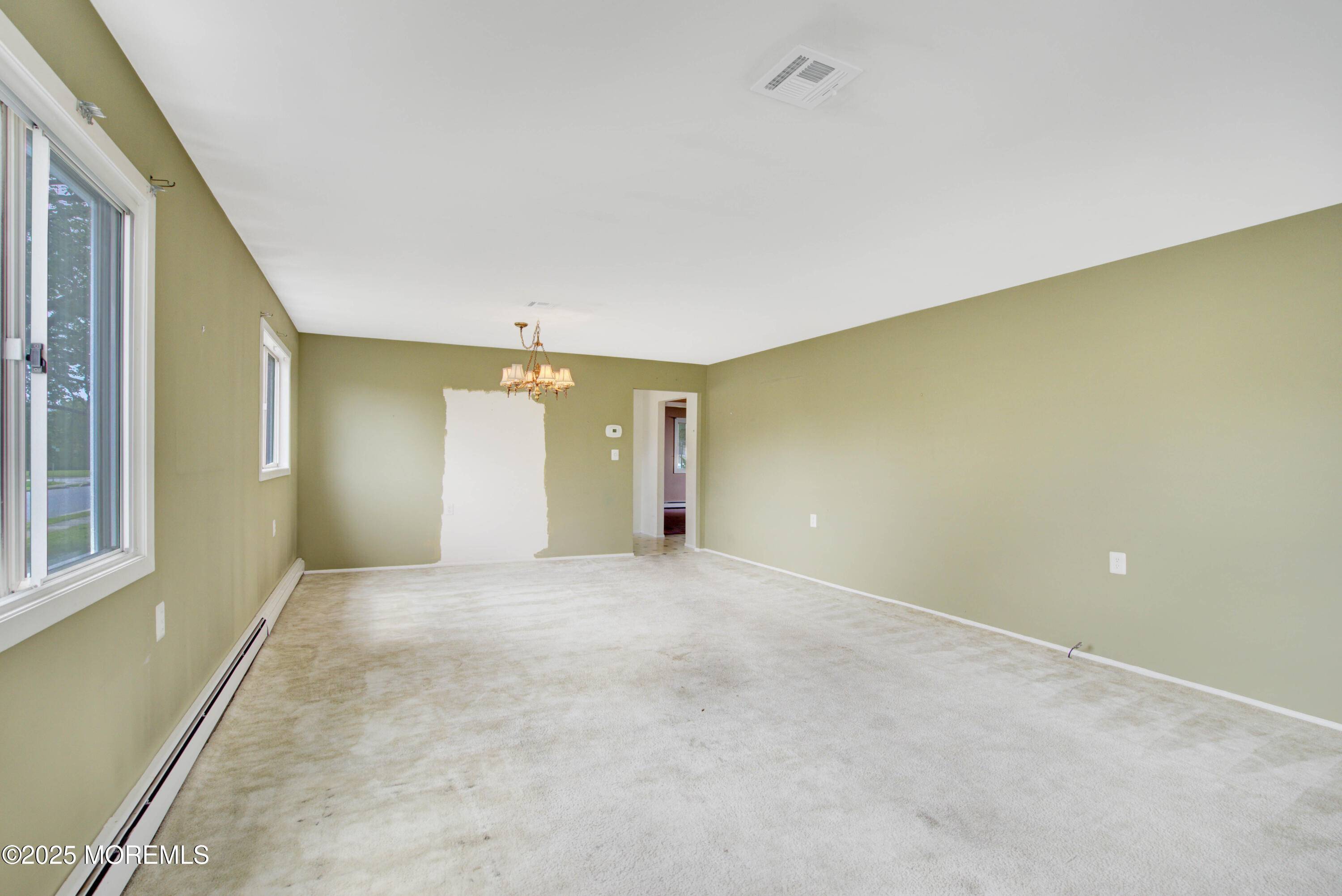 Toms River, NJ 08757,2 Van Gogh Street