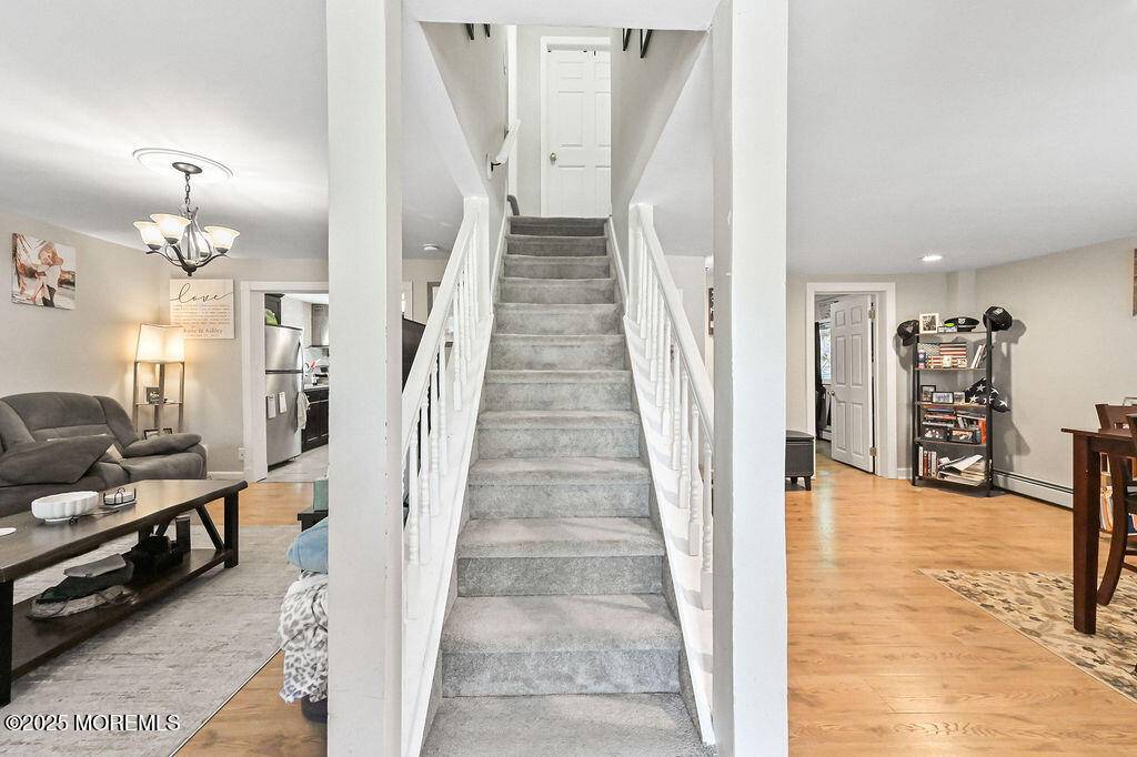 Keyport, NJ 07735,33 Oak Street