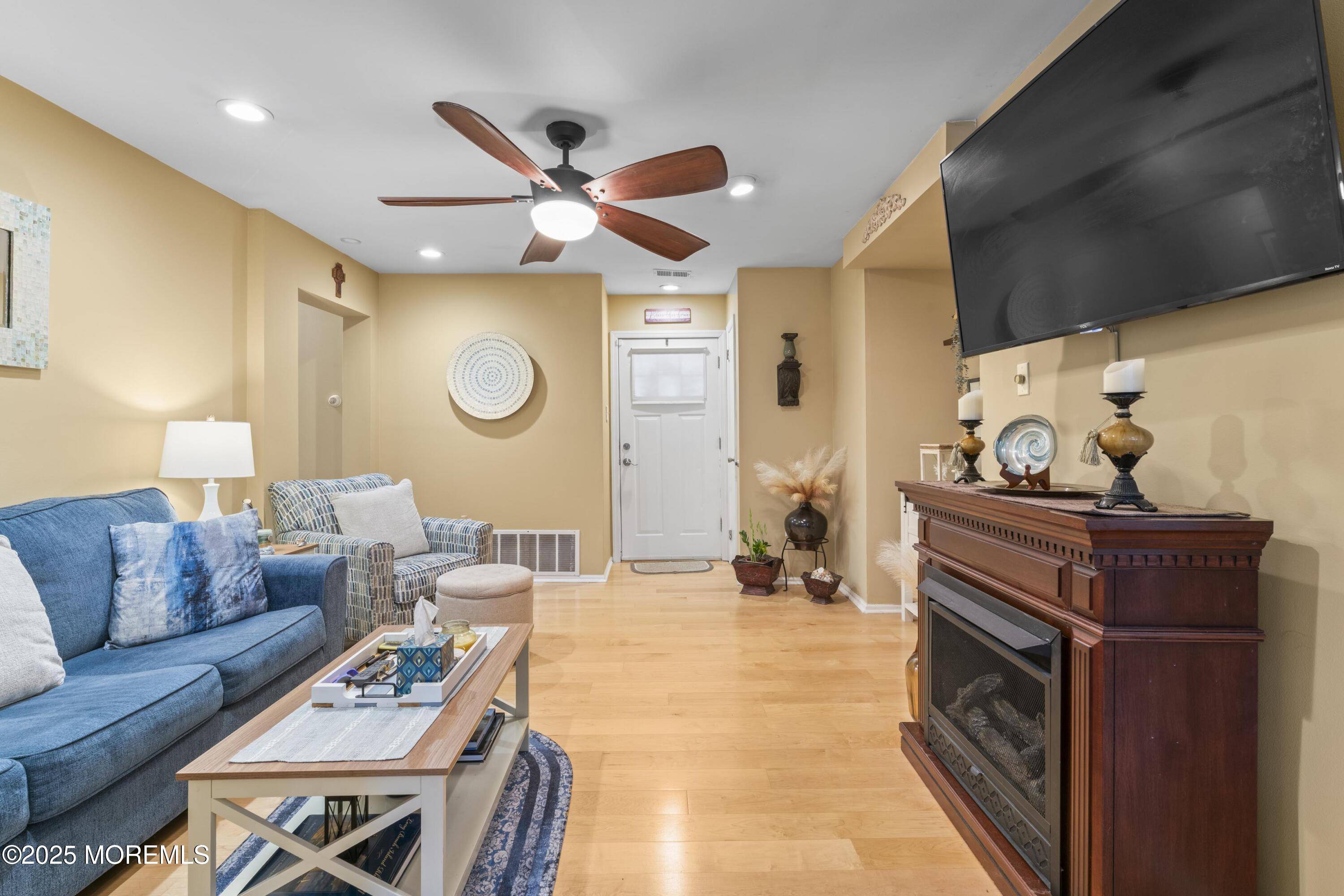 Little Egg Harbor, NJ 08087,204 Mohican Lane