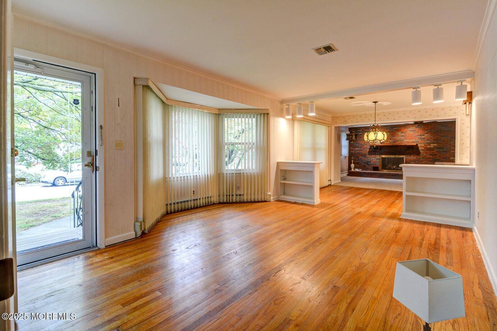 Brick, NJ 08724,16 Wayside Drive