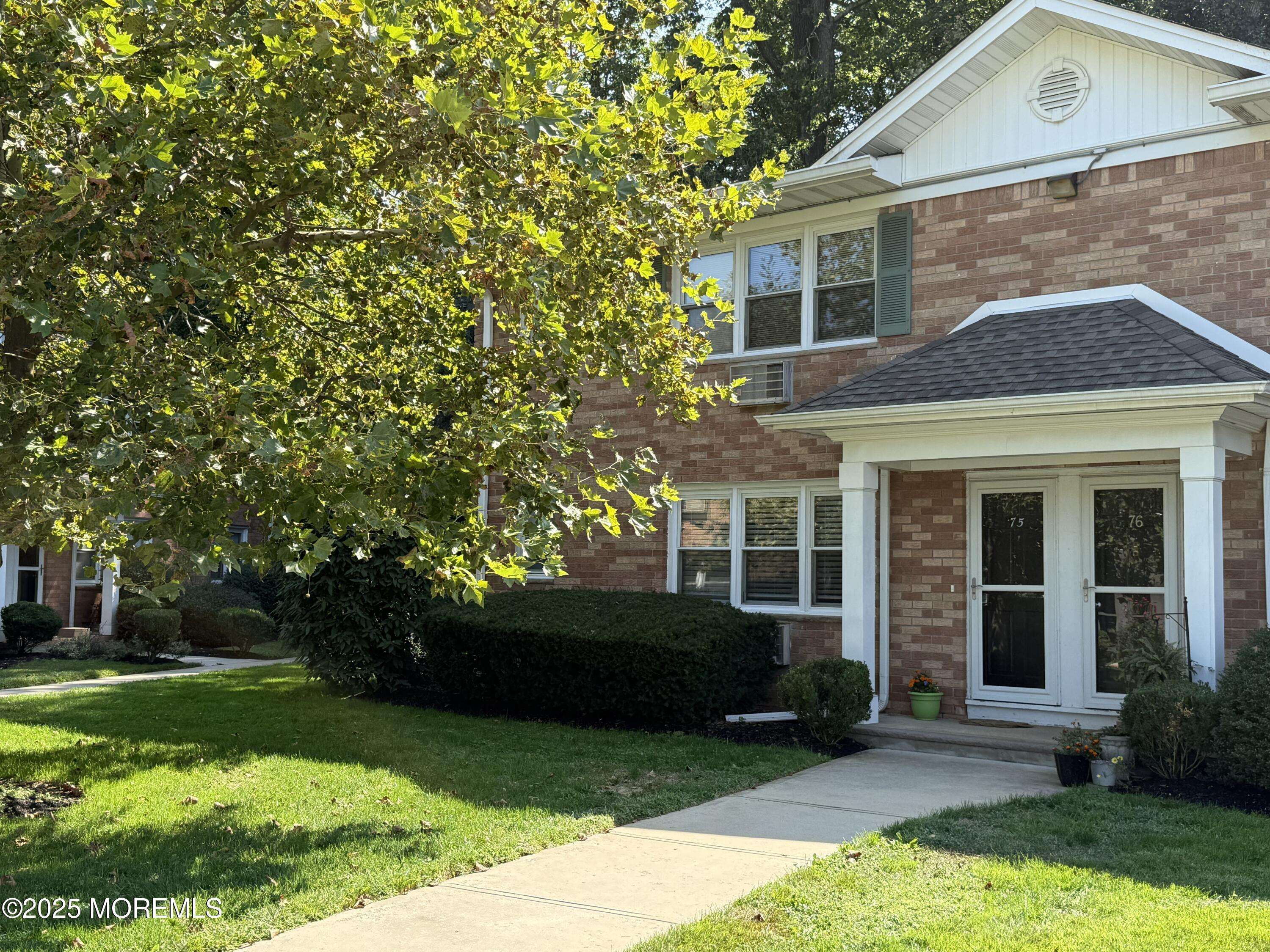 Atlantic Highlands, NJ 07716,96 East Avenue #75