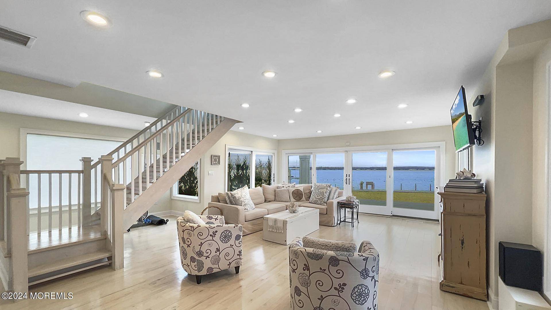 Oceanport, NJ 07757,9 Pocano Avenue ##A