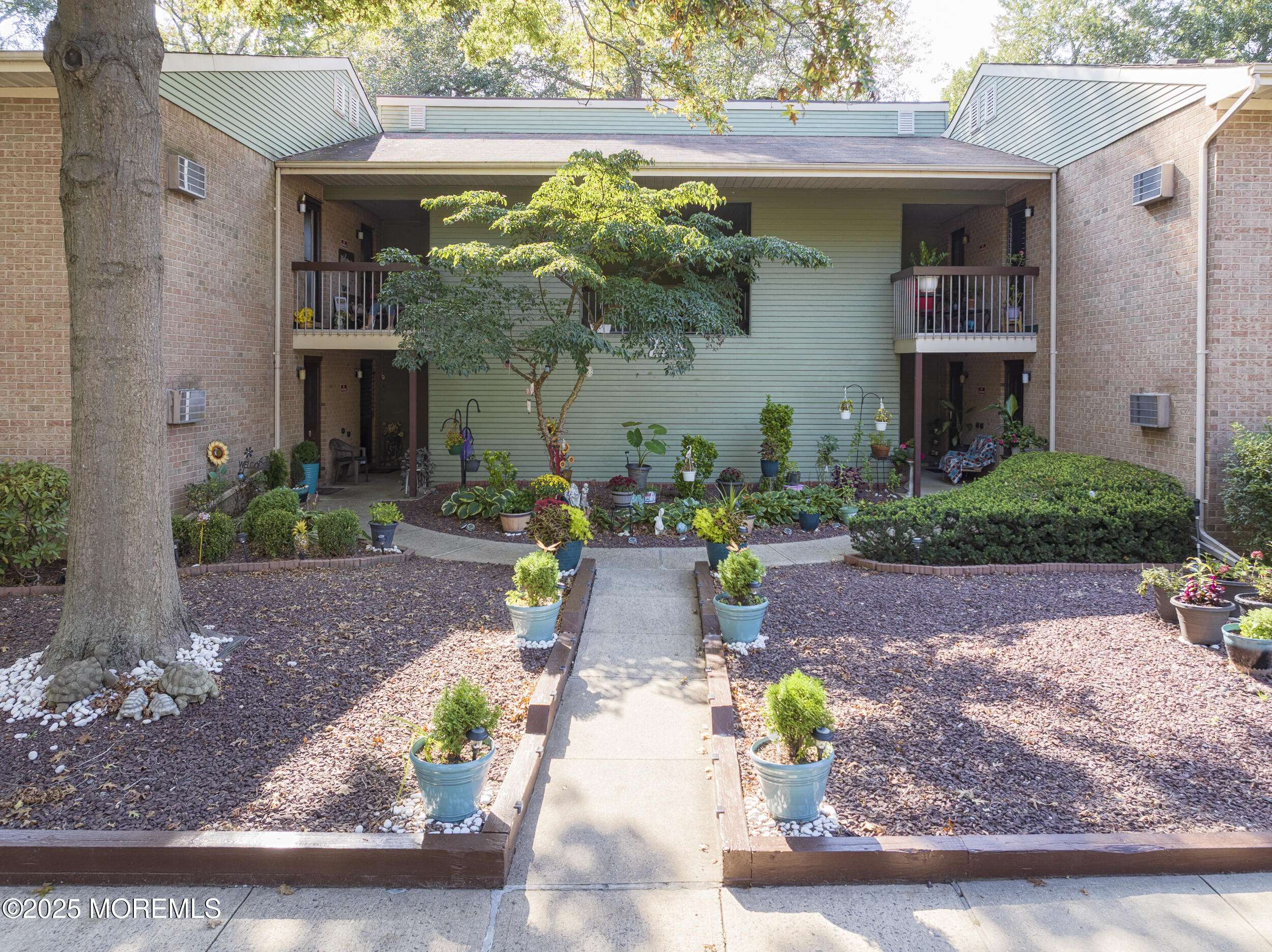 Manalapan, NJ 07726,224 Medford Court ##B