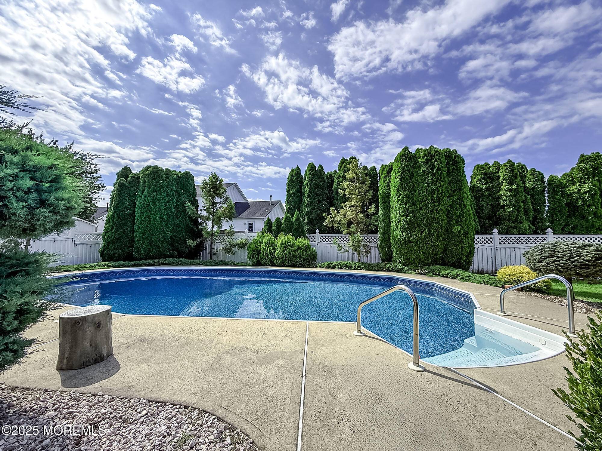 Howell, NJ 07731,22 Abraham Drive