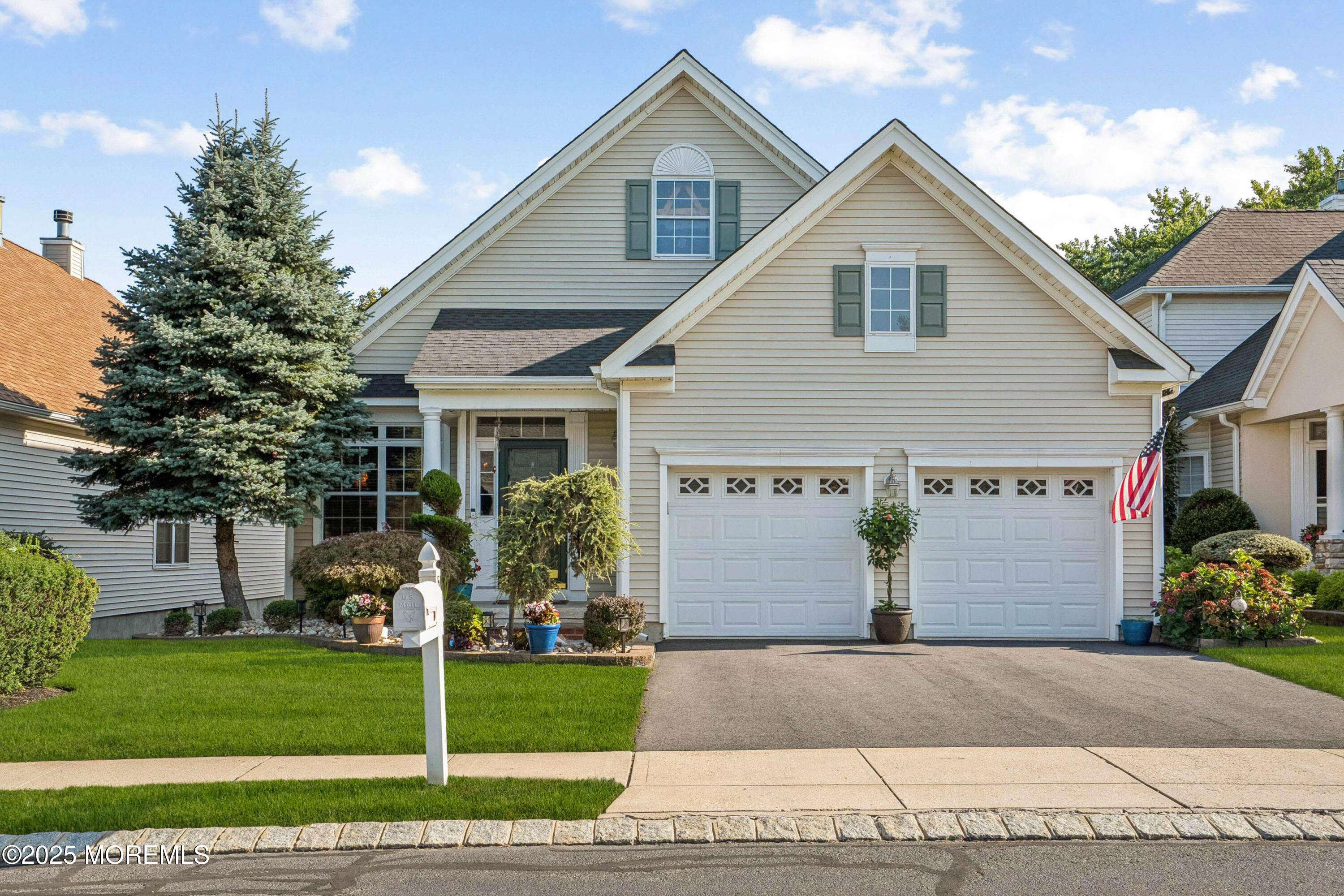 Holmdel, NJ 07733,58 Freesia Court