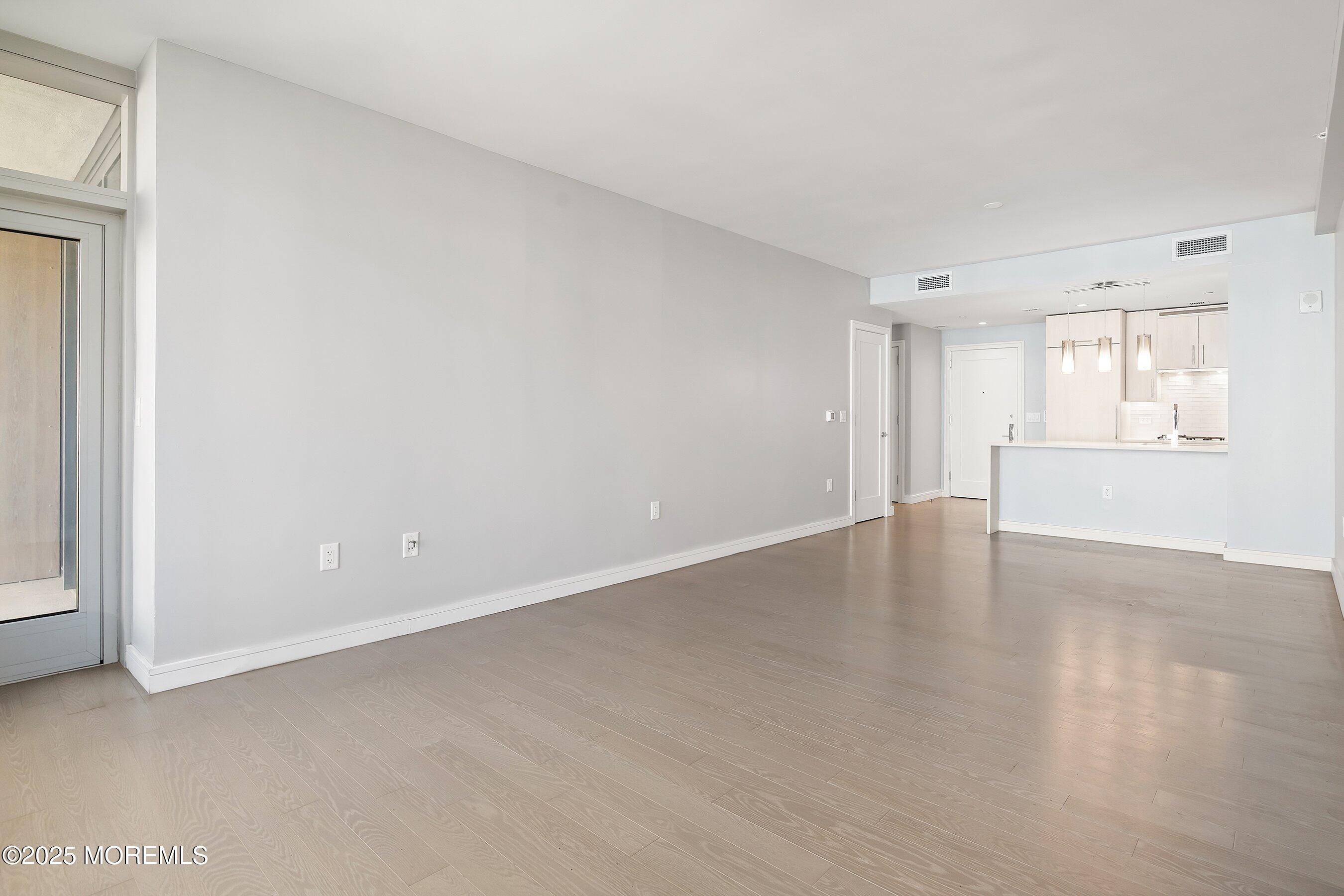 Long Branch, NJ 07740,20 Melrose Terrace #202
