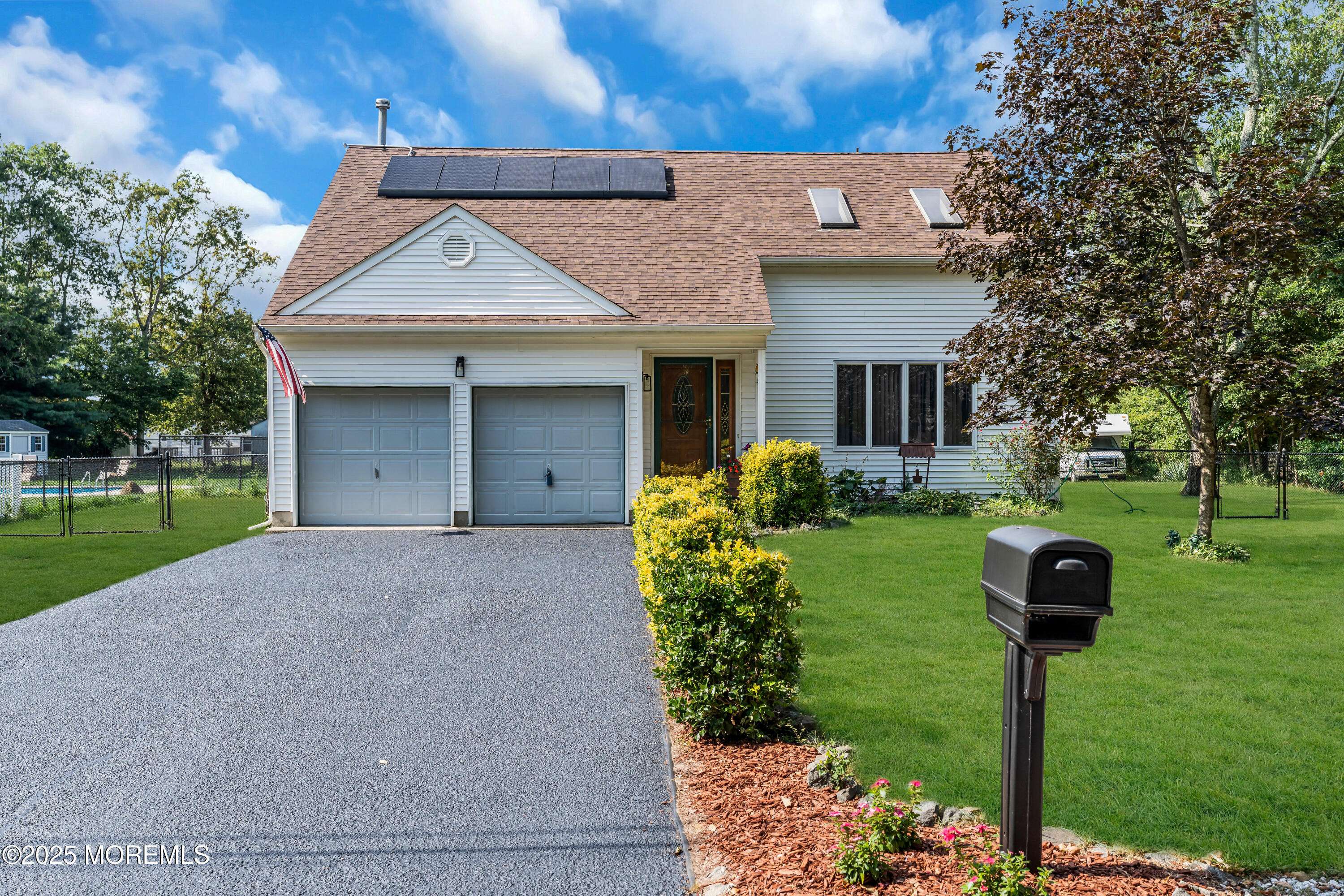 Toms River, NJ 08755,347 Cahill Road