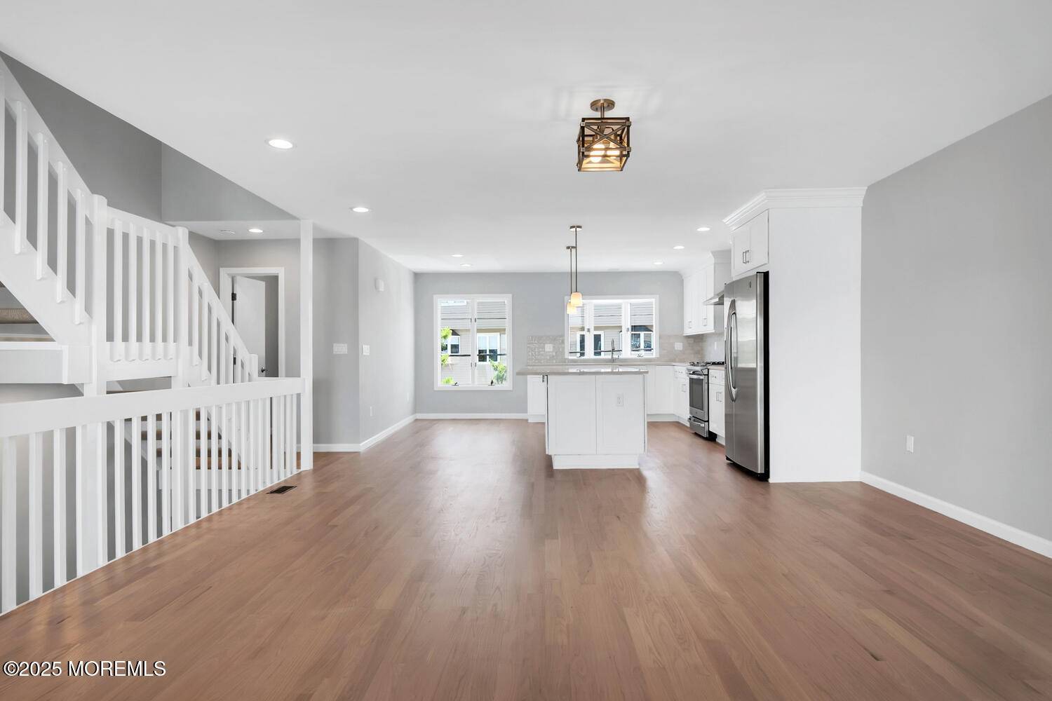 Sea Bright, NJ 07760,1332 Ocean Avenue #5