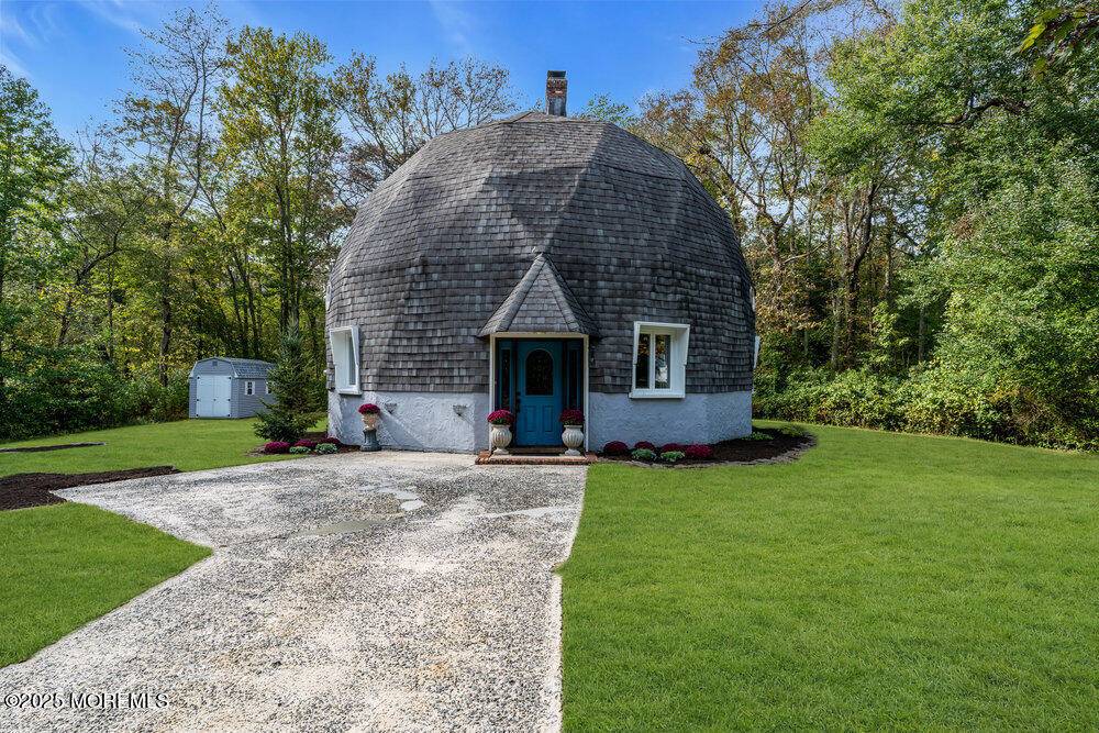 Farmingdale, NJ 07727,56 Lakeside Drive