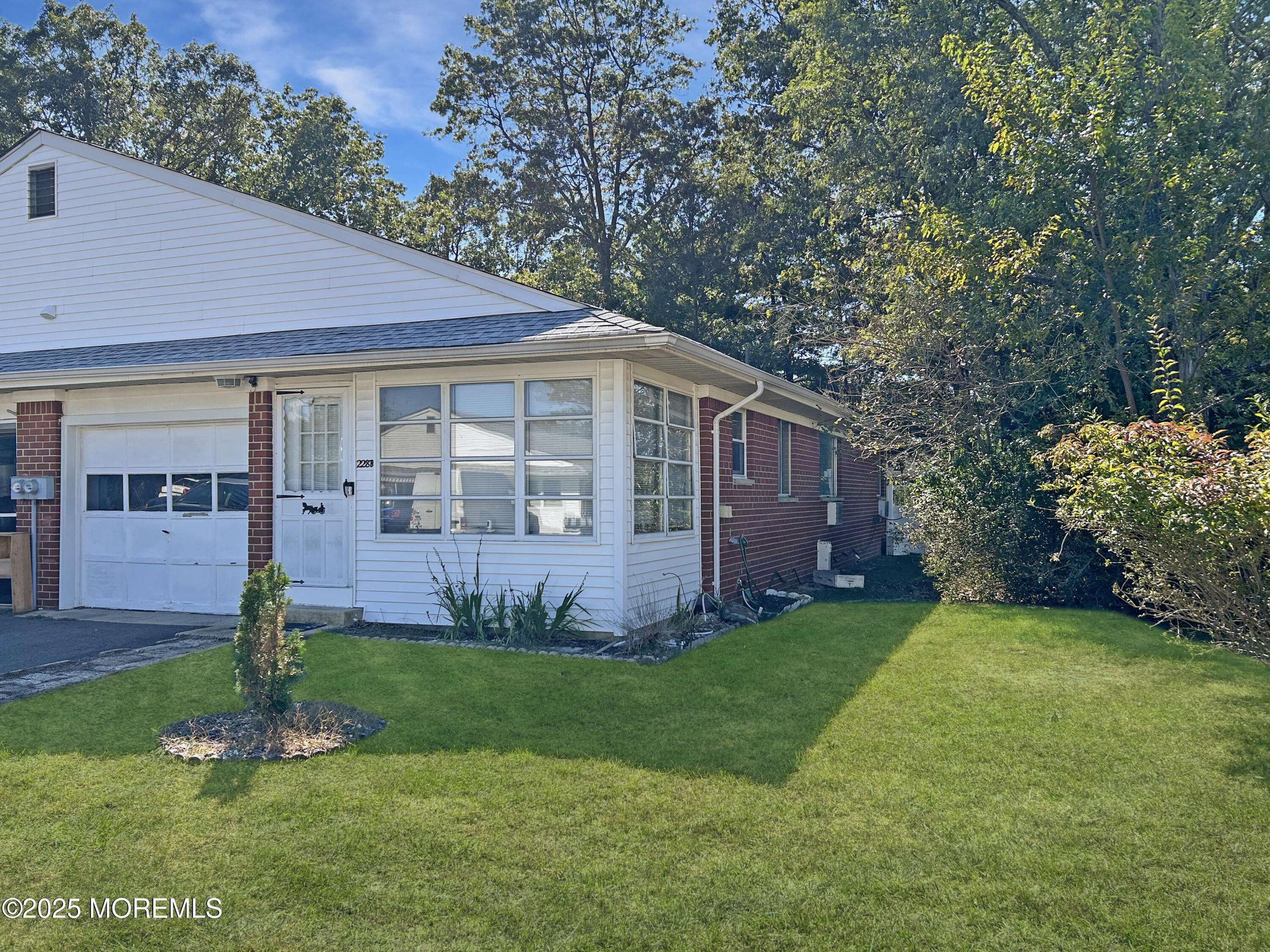 Whiting, NJ 08759,228 Columbine Avenue