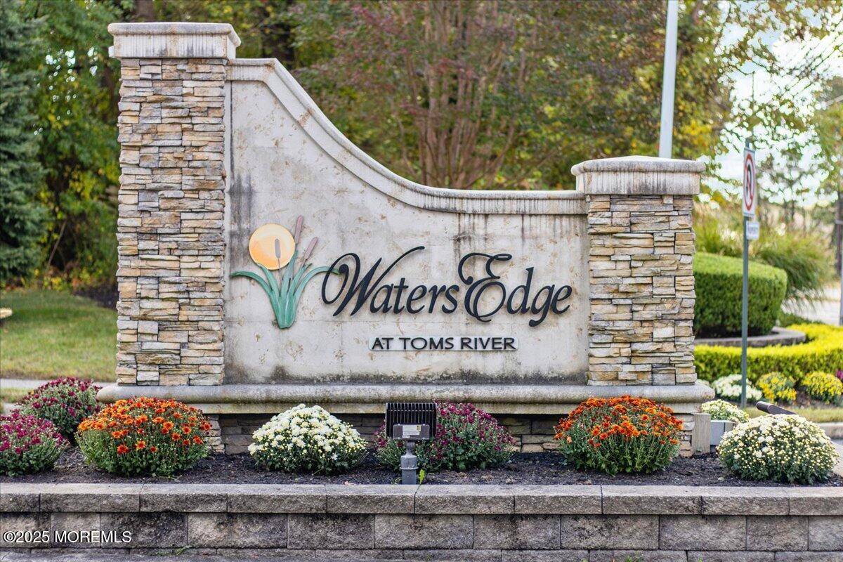Toms River, NJ 08753,2517 Waters Edge Drive