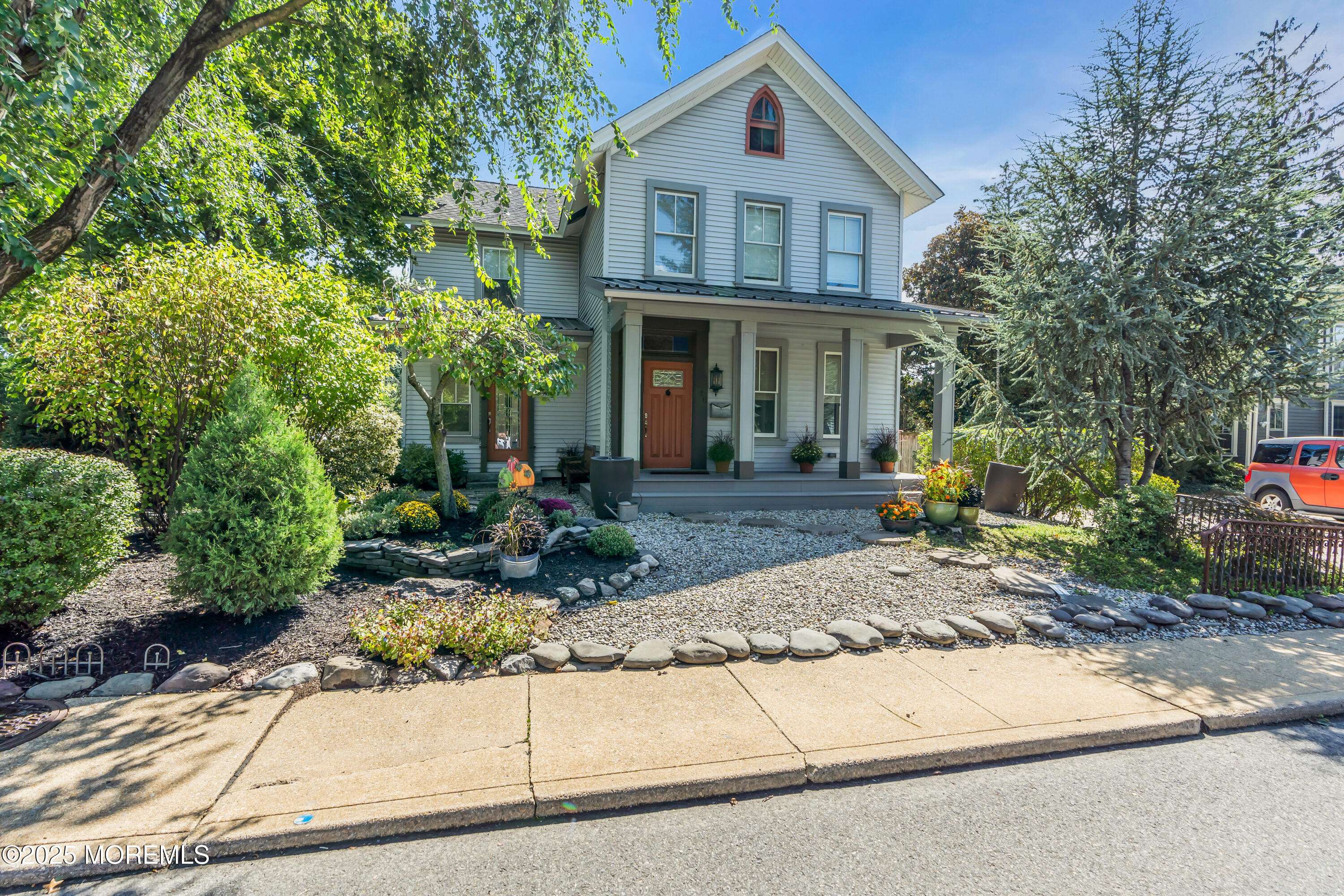 Little Silver, NJ 07739,146 Rumson Road