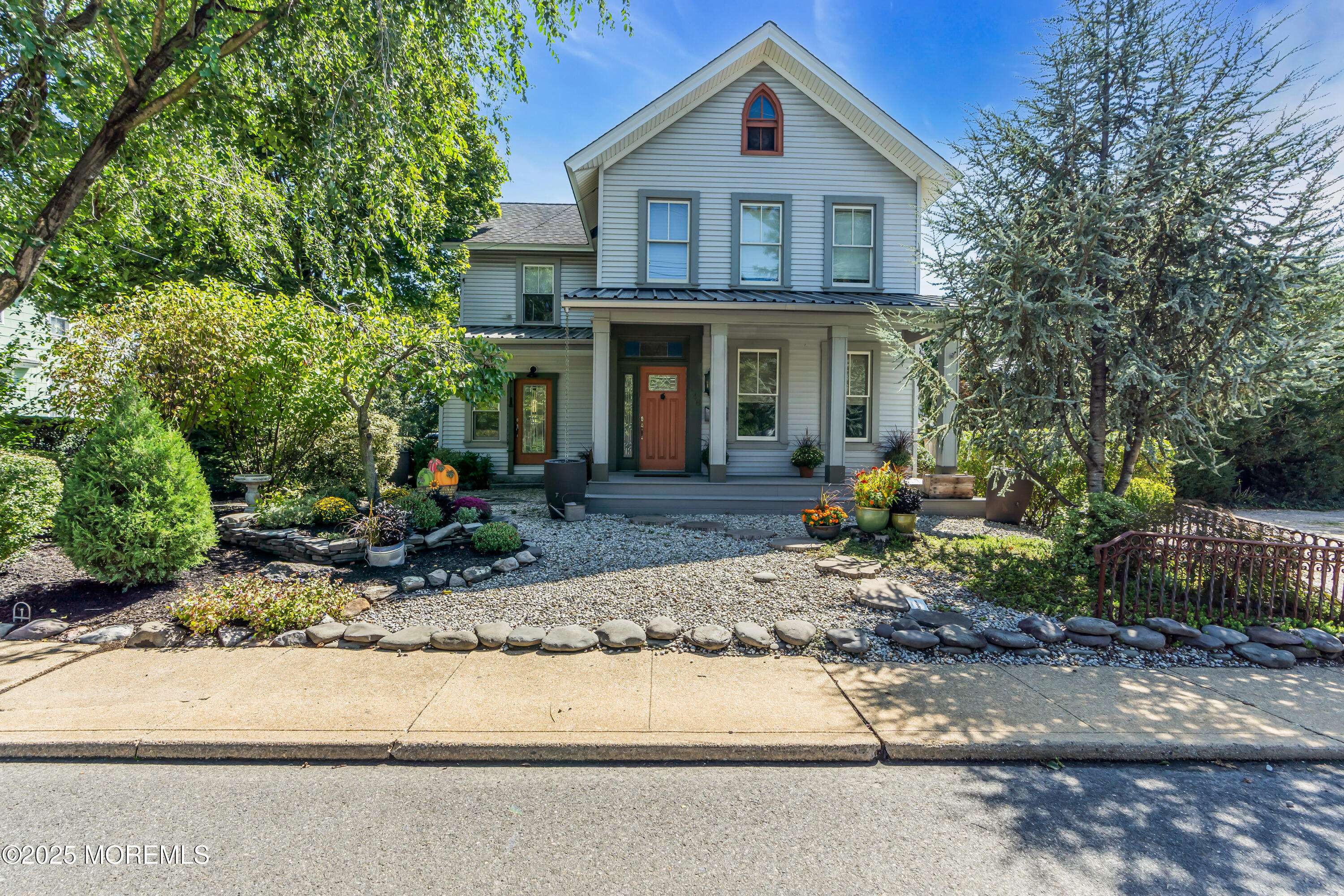 Little Silver, NJ 07739,146 Rumson Road