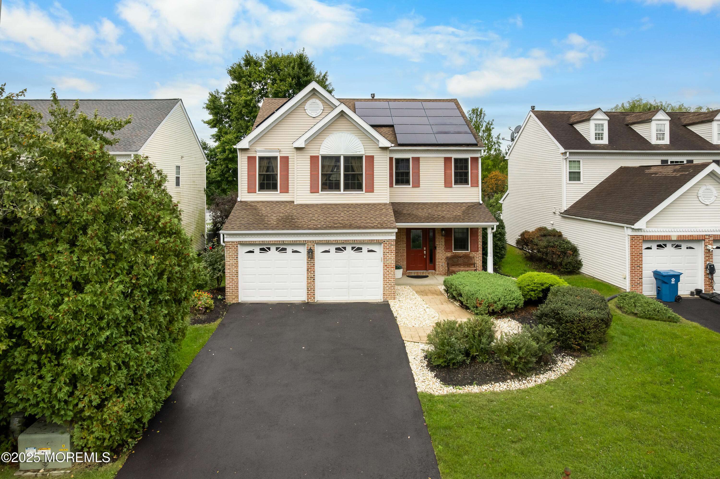 East Windsor, NJ 08520,4 Sandstone Road