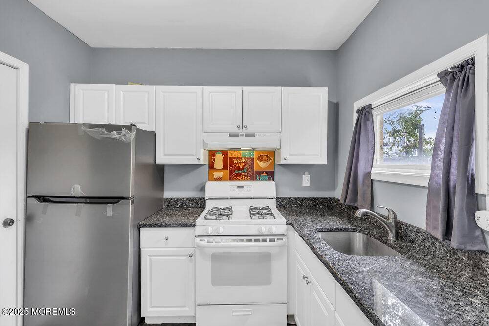 Keansburg, NJ 07734,77 Center Avenue