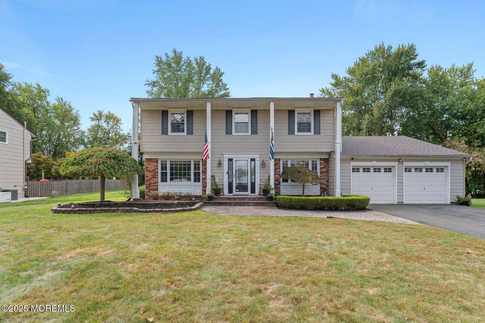 Manalapan, NJ 07726,27 Farm Tree Road