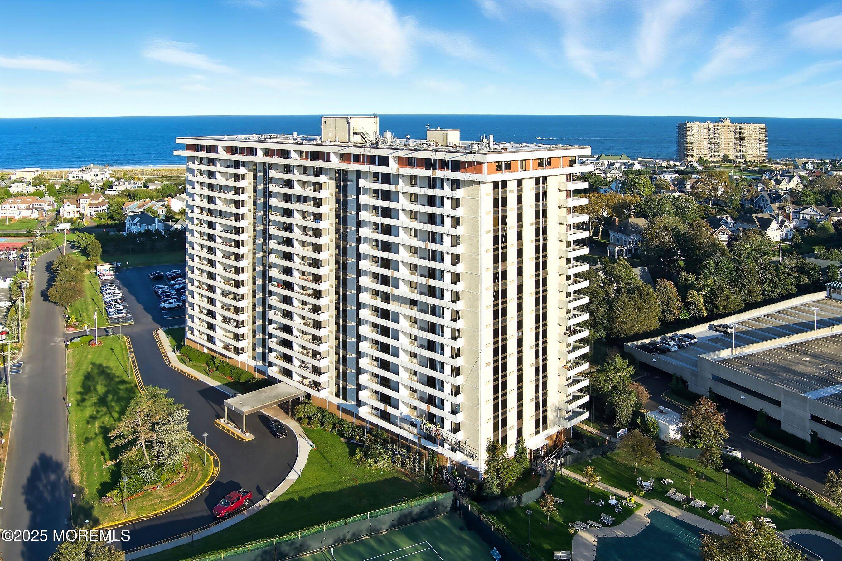 Monmouth Beach, NJ 07750,1 Channel Drive #214