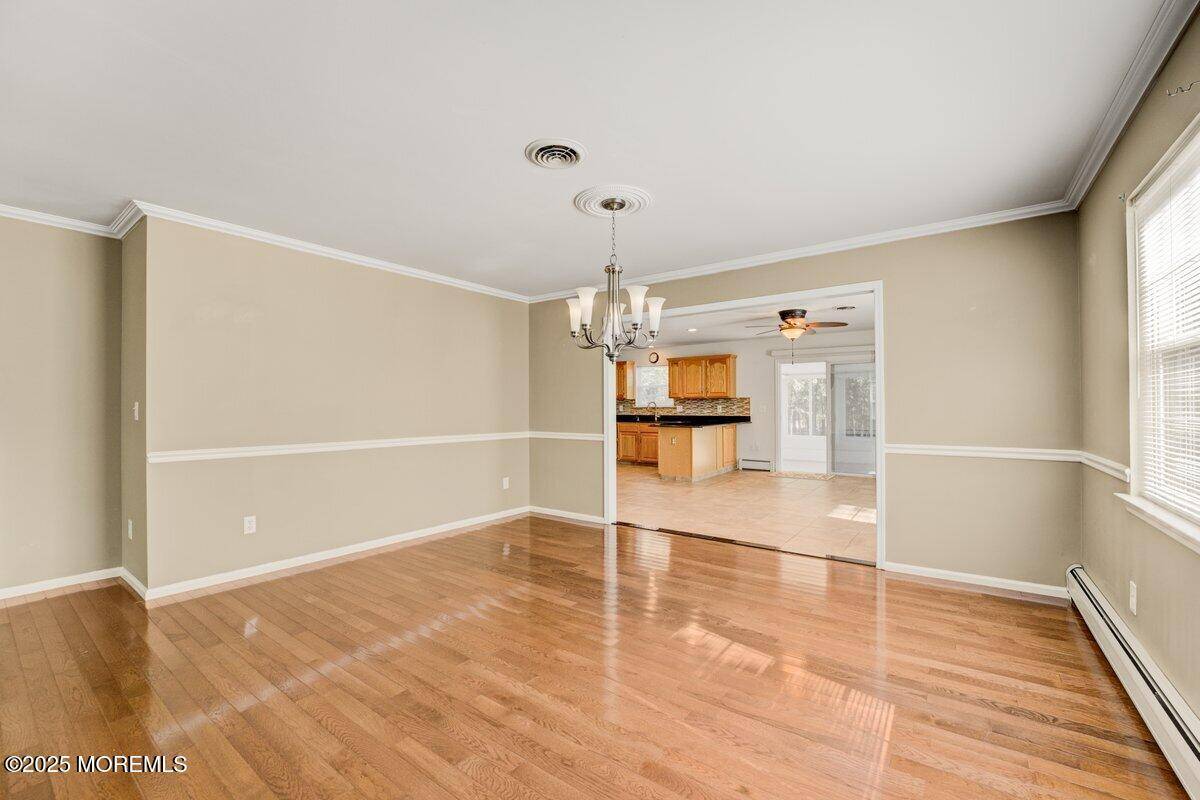 Toms River, NJ 08757,30 Chutney Street