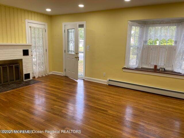 Oakhurst, NJ 07755,432 Wells Avenue